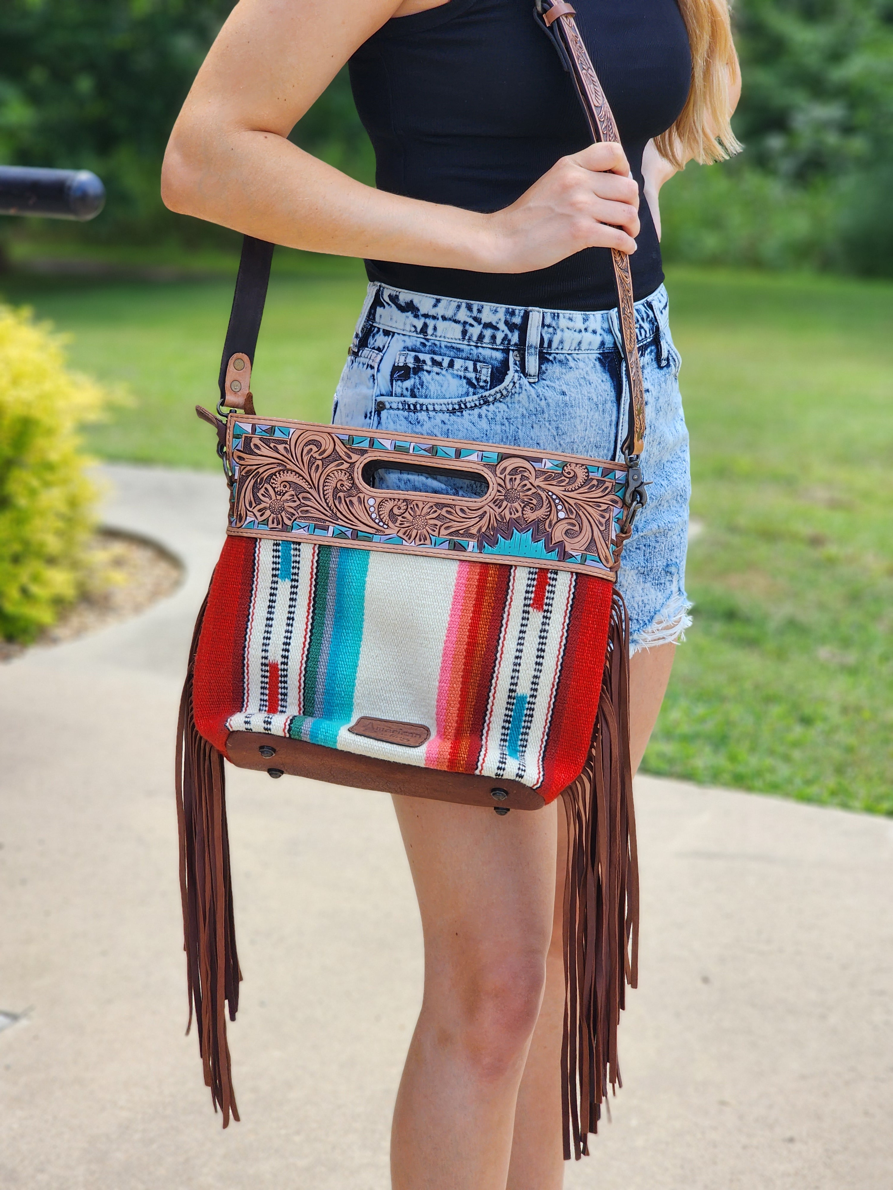 American Darling Saddle Blanket Crossbody Bag - Stylish Western Leather Purse for Women | Perfect for Country Concerts, Rodeos & Cowgirl Fashion