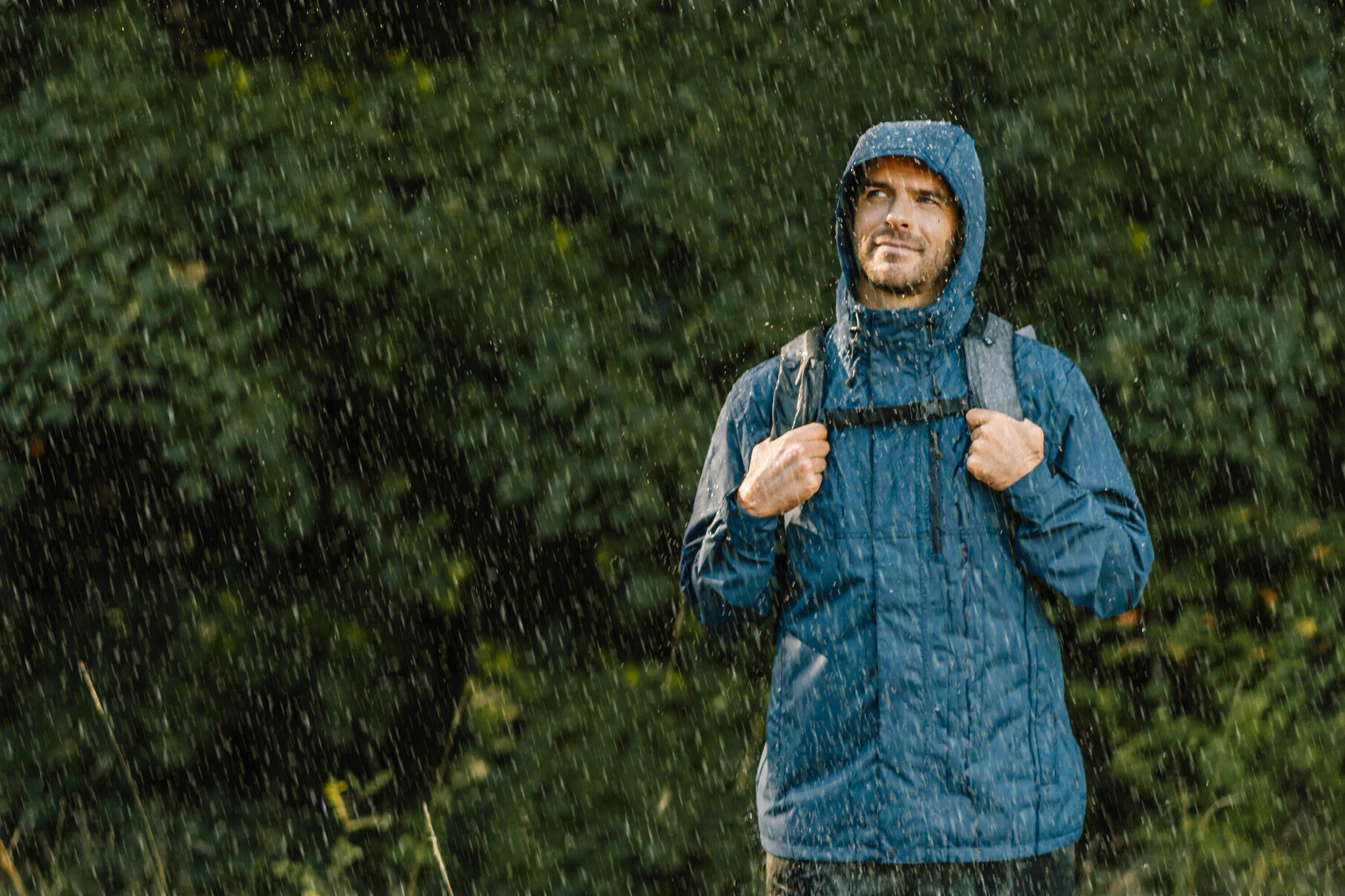 Quechua Men's NH500 Waterproof Rain Jacket - Lightweight Windproof Hiking Jacket for Outdoor Adventures & Travel