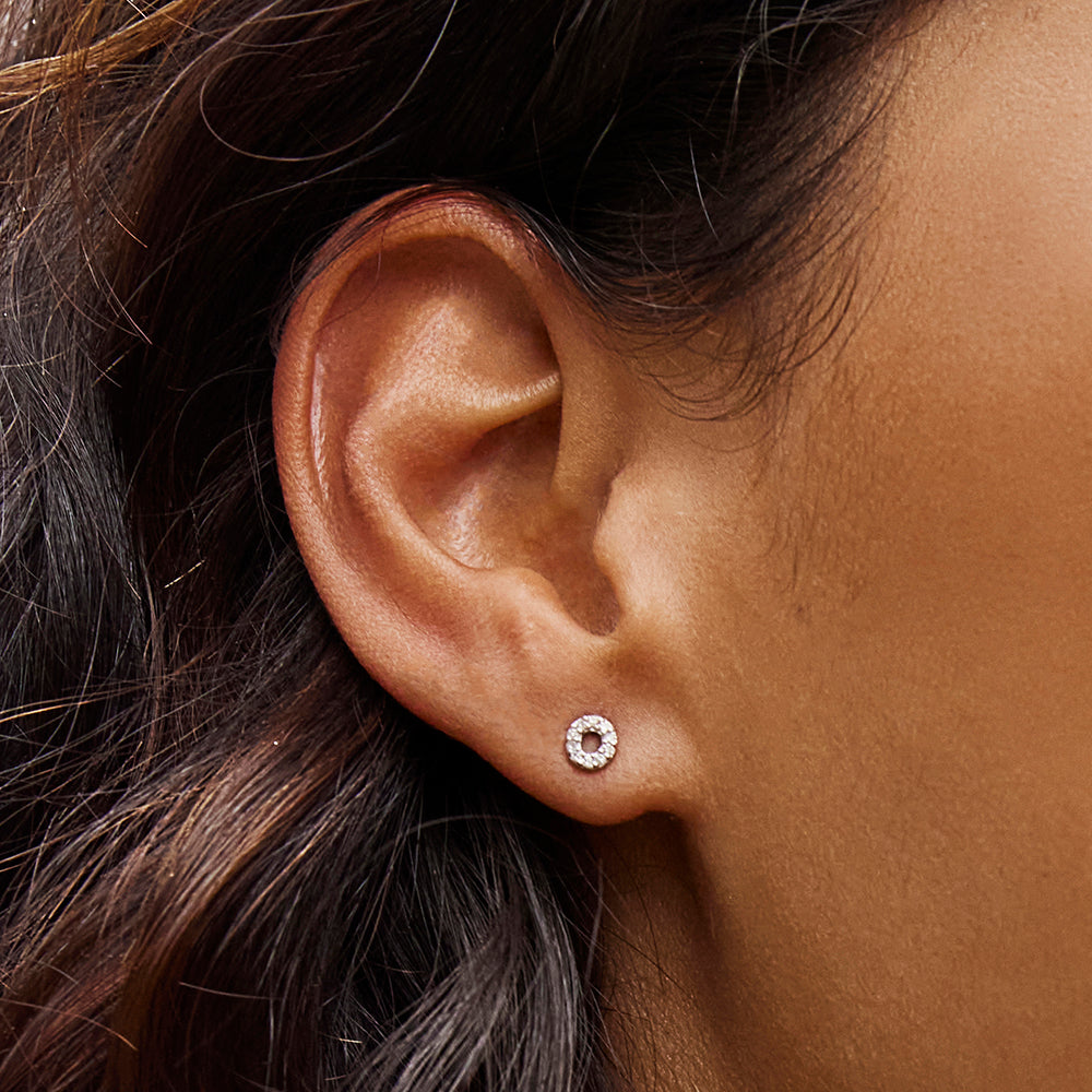 10k Gold Diamond Letter O Single Stud Earring - Elegant Initial Jewelry for Women, Perfect for Gifts, Everyday Wear & Special Occasions