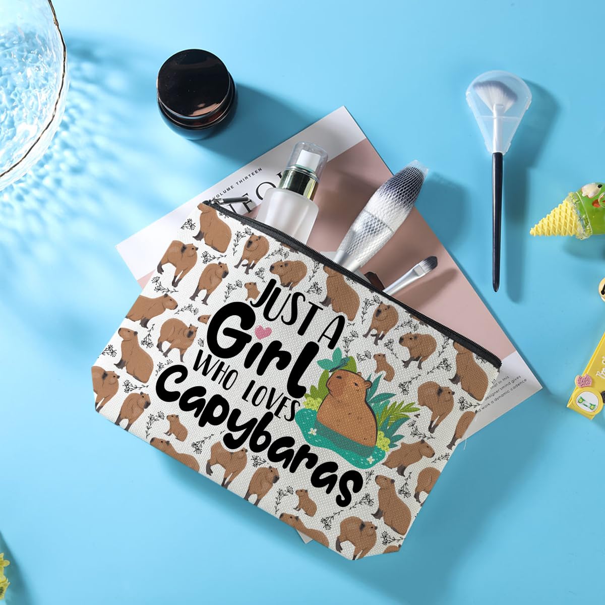 Waterproof Capybara Makeup Bag for Women - Cute Animal Lover Cosmetic Pouch, Perfect Gift for Friends, Graduation & Birthdays - Travel, Gym & Daily Use Organizer