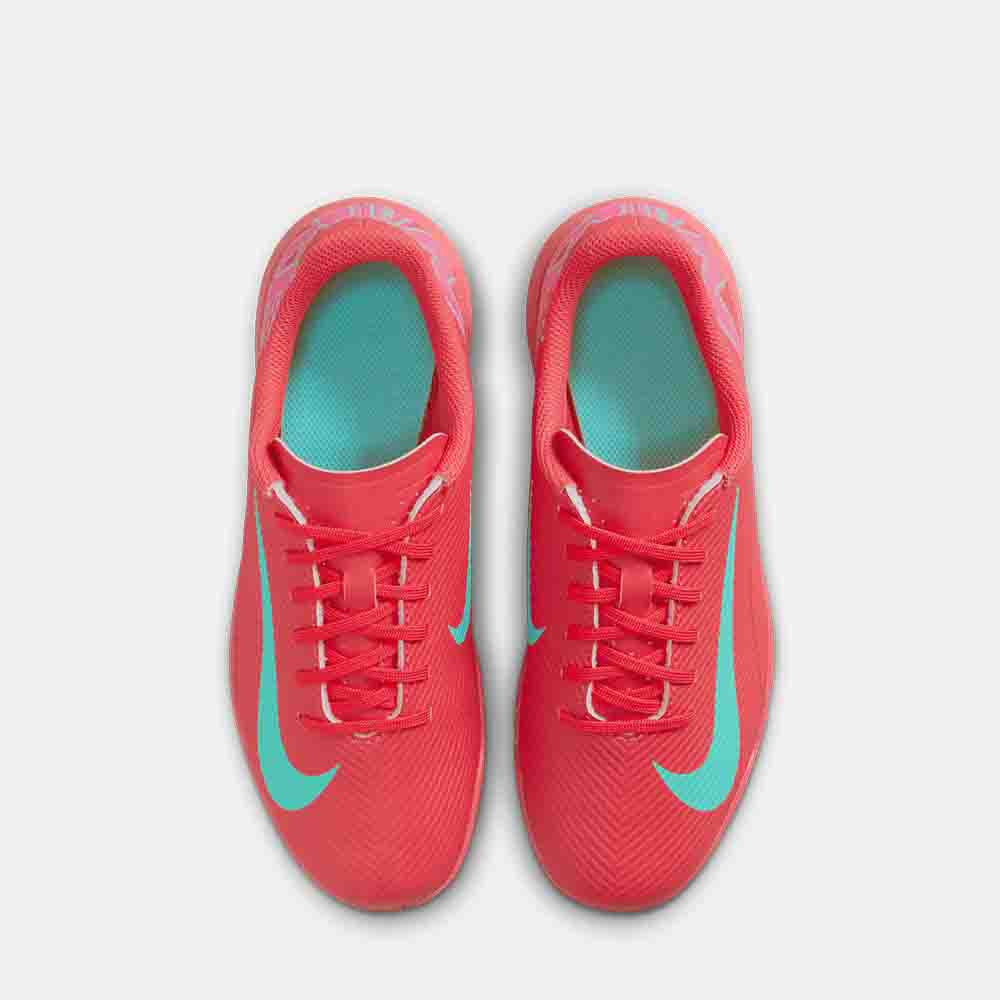 Nike Kids' Mercurial Vapor 16 Club Soccer Turf Shoes - Lightweight Football Cleats for Boys & Girls - Perfect for Artificial Grass & Turf Fields - Youth Soccer Training & Match Play