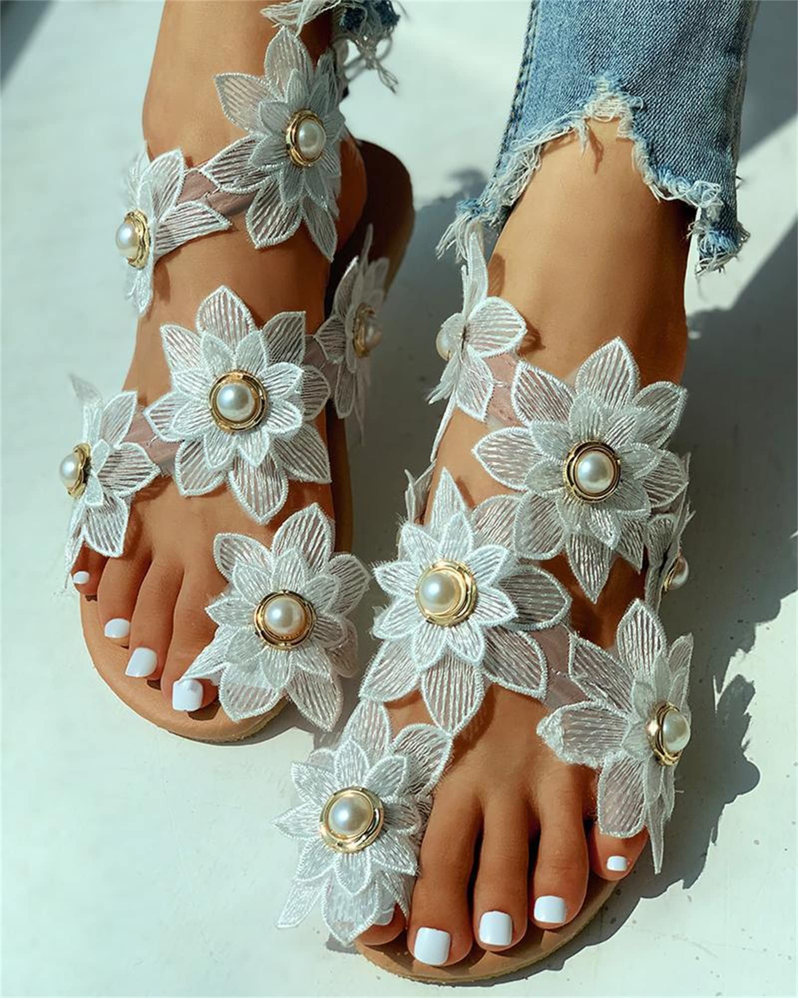 Lausiuoe Women's Bohemian Flat Sandals - Open Toe Casual Summer Beach Flip Flops - Cute Boho Dressy Sandals for Women | Perfect for Beach Vacations, Outdoor Walks & Summer Fashion Outfits