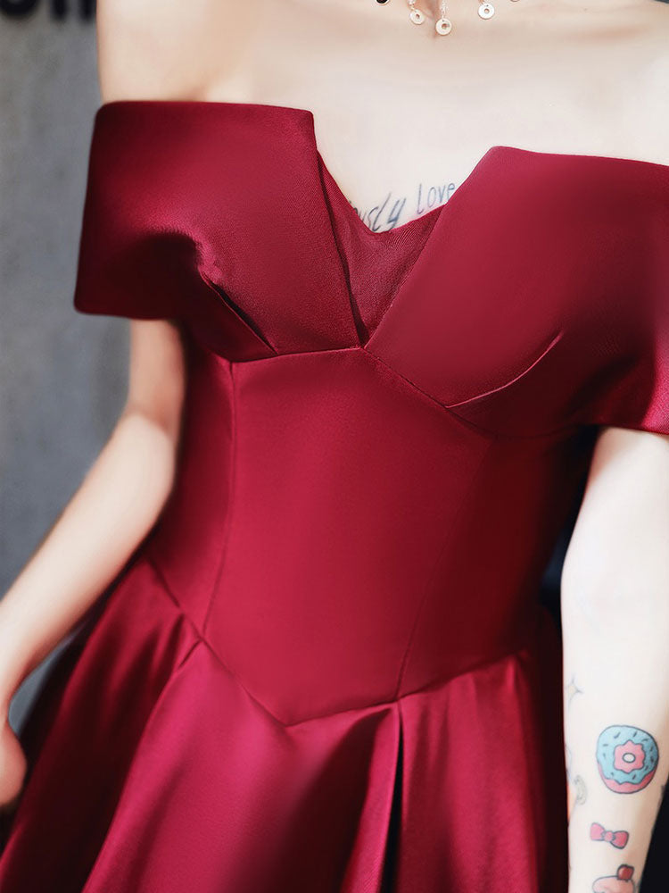 Elegant A-Line Bateau Neck Floor Length Evening Dress - Matte Satin Formal Gown for Prom, Wedding & Black Tie Events | Plus Size Options Available