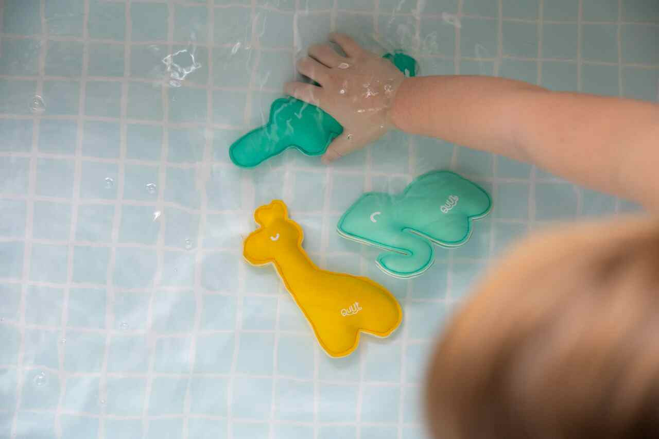 Best Safari Dive Toys 3 Pack - Waterproof Bath & Pool Animal Toys for Kids - Perfect for Swimming Lessons, Bathtime Fun & Underwater Exploration