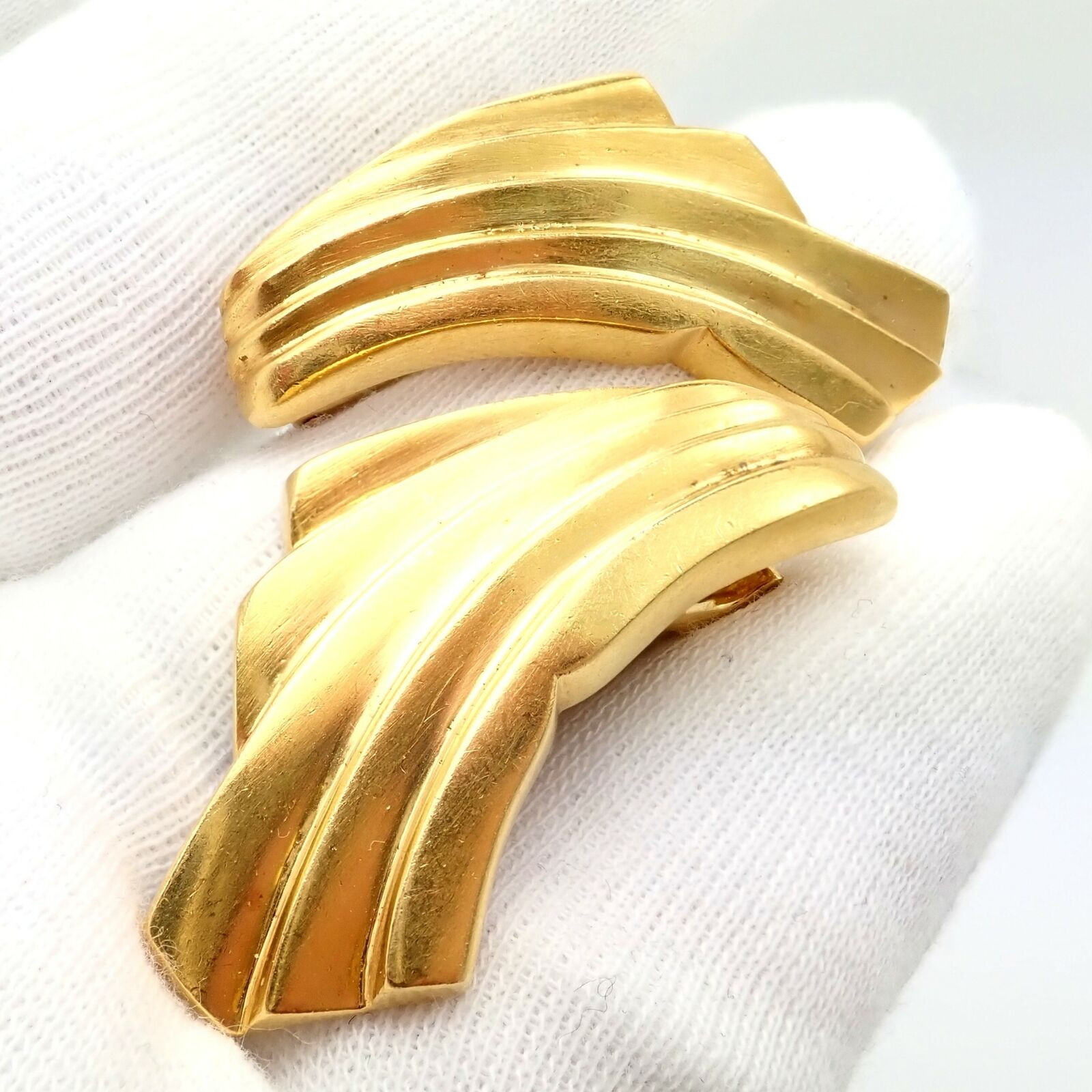 Authentic Ilias Lalaounis 18k Yellow Gold Large Art Deco Wings Fan Earrings - Vintage Luxury Jewelry for Women, Perfect for Weddings, Parties & Special Occasions