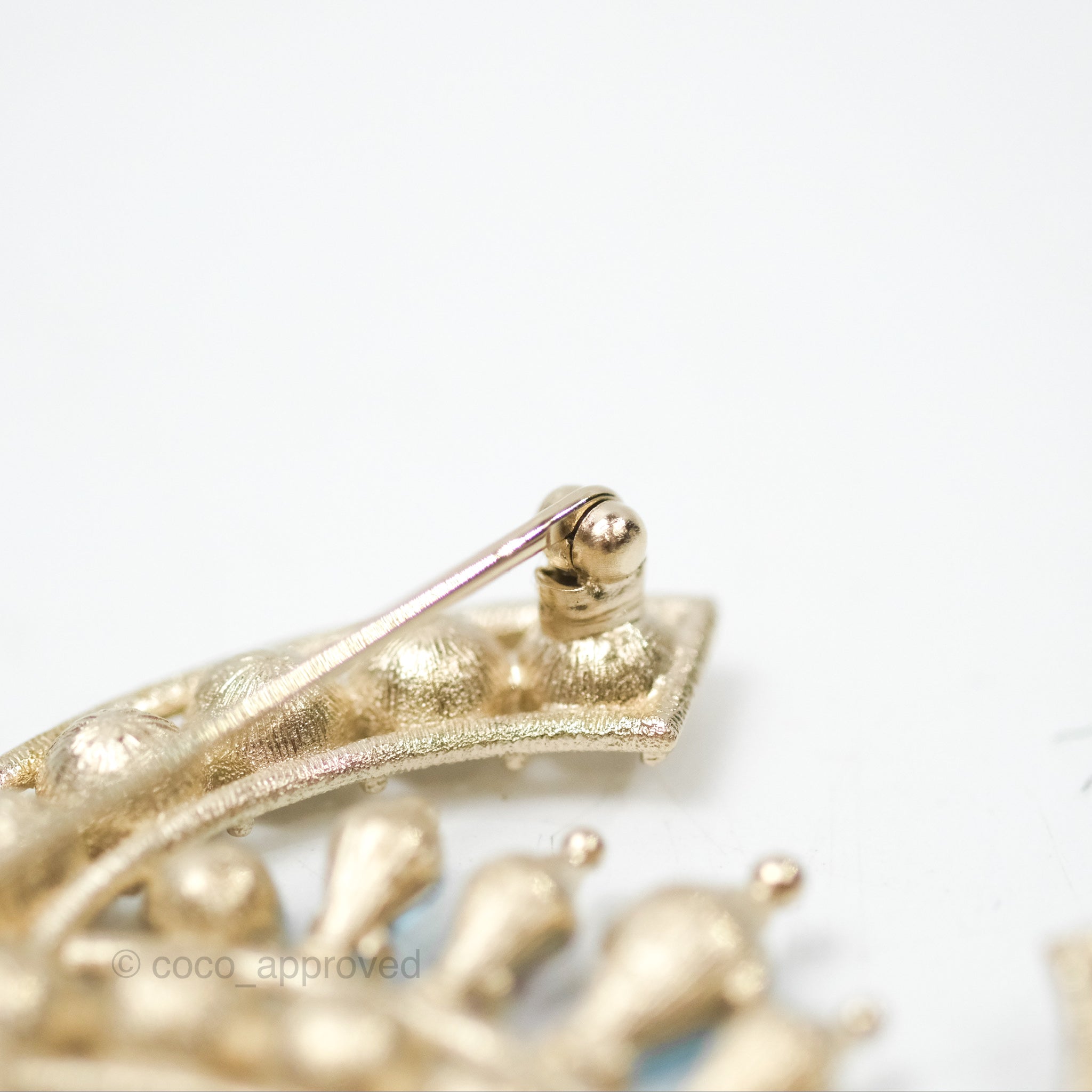 Chanel CC Crystals Brooch Gold Tone 19S - Elegant Fashion Accessory for Women, Perfect for Dresses, Jackets & Handbags | Luxury Jewelry Gift for Her
