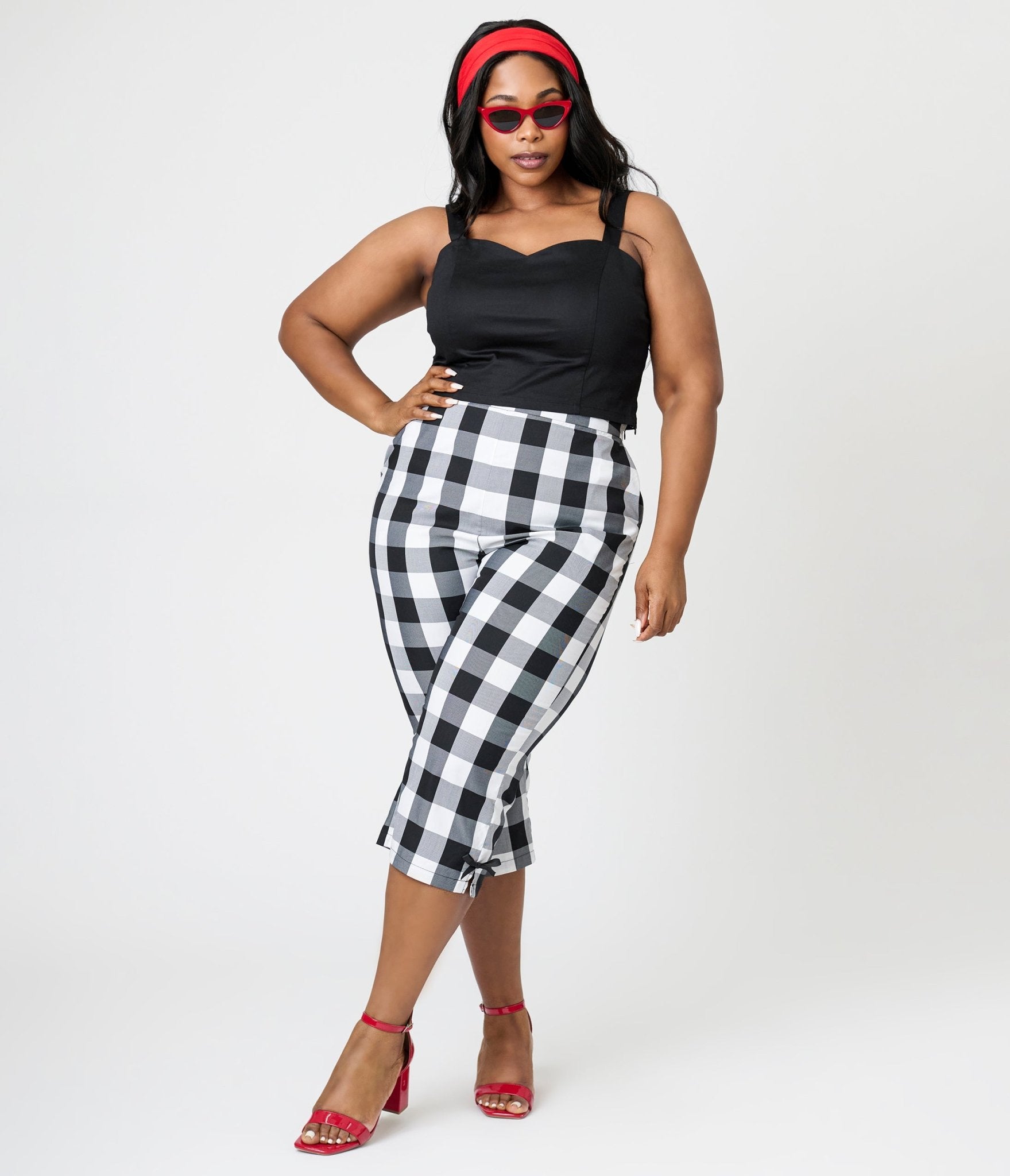 Royal Monk Plus Size Black & White Gingham Esme Capri Pants for Women - Comfortable Stretch Waist Casual Summer Pants for Work, Travel & Outdoor Activities