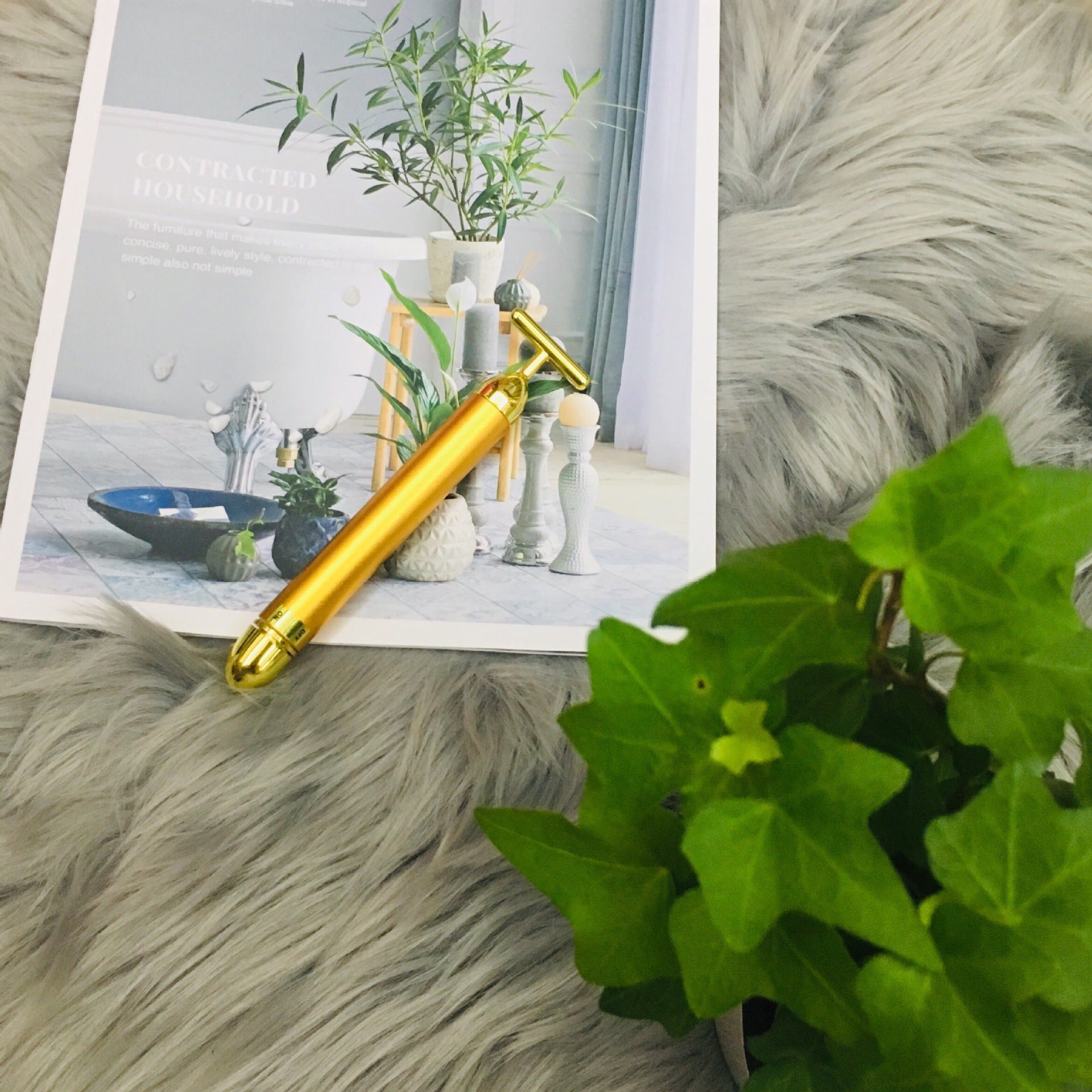 24K Gold Face Lift Bar Roller - Anti-Aging Facial Massage Tool for Skin Tightening & Wrinkle Reduction - Perfect for Home Spa & Skincare Routine