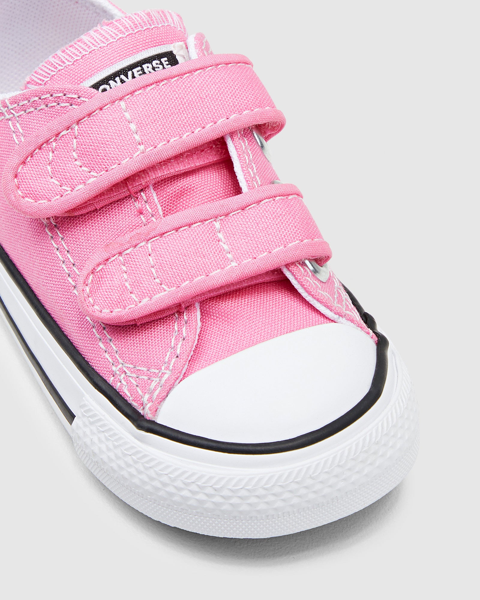 Chuck Taylor All Star 2V Ox Infant Pink Sneakers - Classic Canvas Shoes for Baby Girls & Toddlers - Perfect for Playdates, First Steps & Casual Outfits