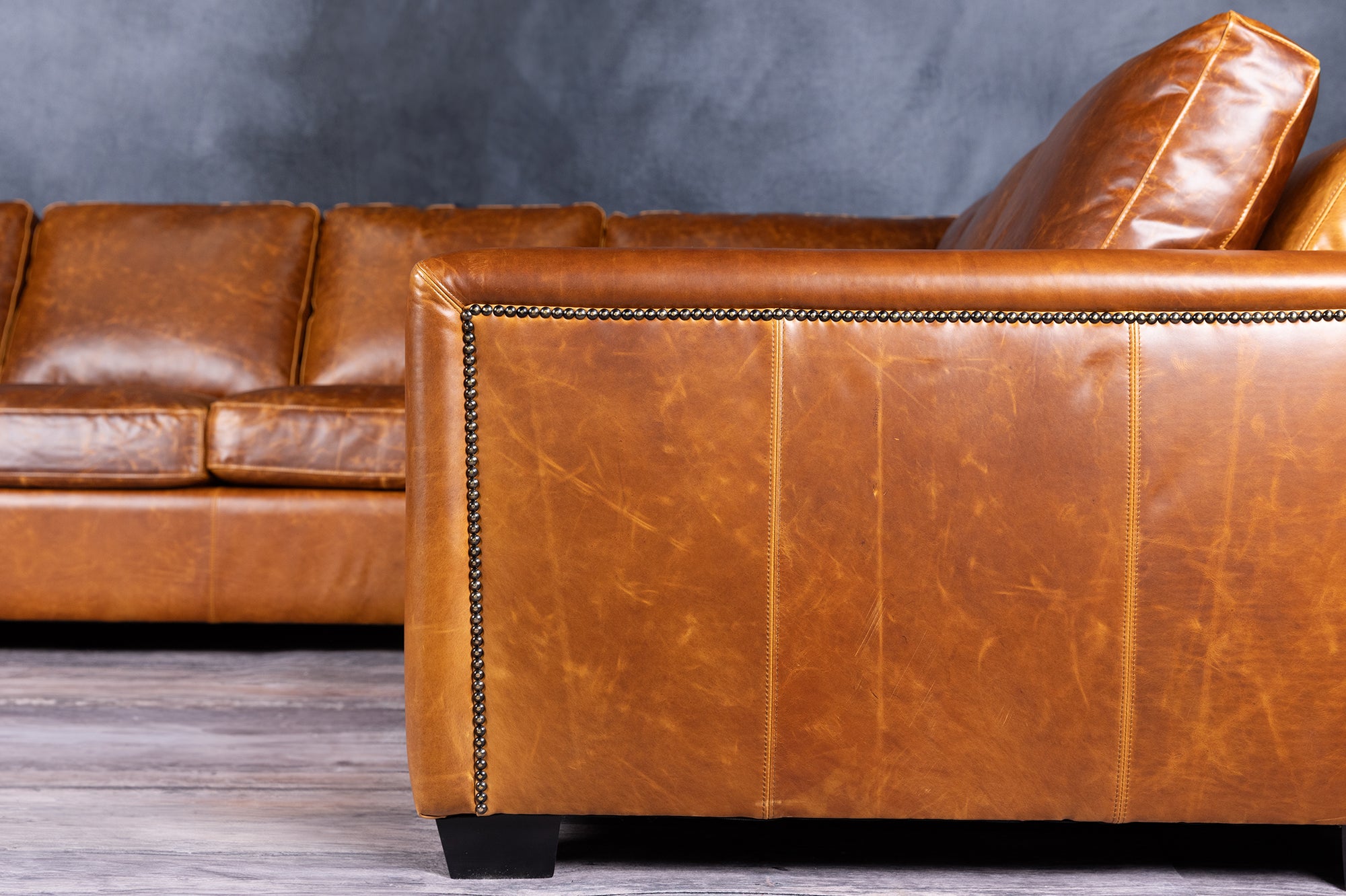 FRIULI LEATHER SECTIONAL SOFA - Premium Genuine Leather Living Room Couch for Modern Home & Office - Perfect for Lounging, Entertaining & Relaxing