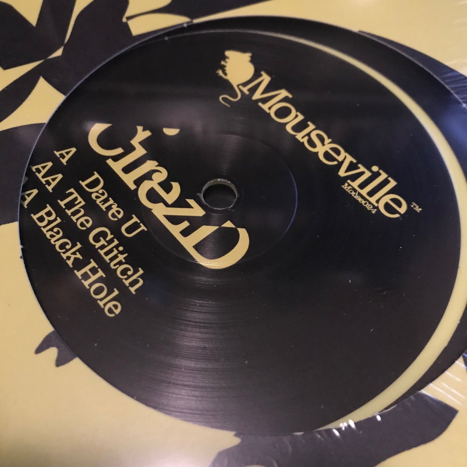 CirezD – Dare U (Mouseville – Mouse024) | Limited Edition Vinyl Record for DJs & Electronic Music Collectors – Perfect for Clubs, Home Listening & DJ Sets