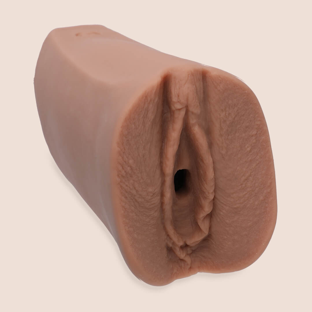 Signature Strokers Girls of Social Media @brittanya187 ULTRASKYN Realistic Pocket Pussy - Lifelike Feel for Ultimate Pleasure | Perfect for Solo Play & Discreet Adult Entertainment