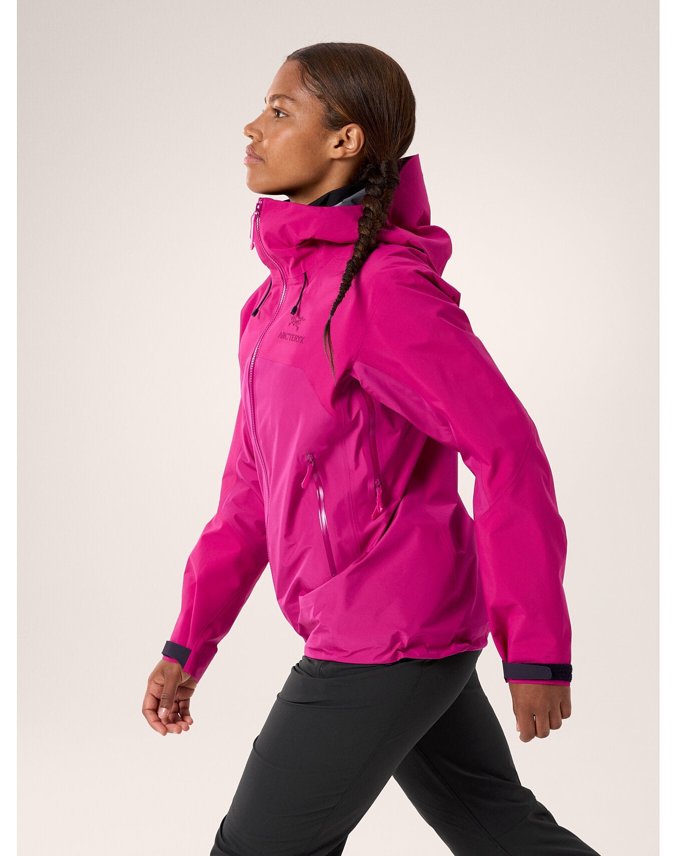 Women's Beta AR Jacket with StormHood - Waterproof & Breathable Outdoor Shell for Hiking, Skiing & Extreme Weather - X000006794