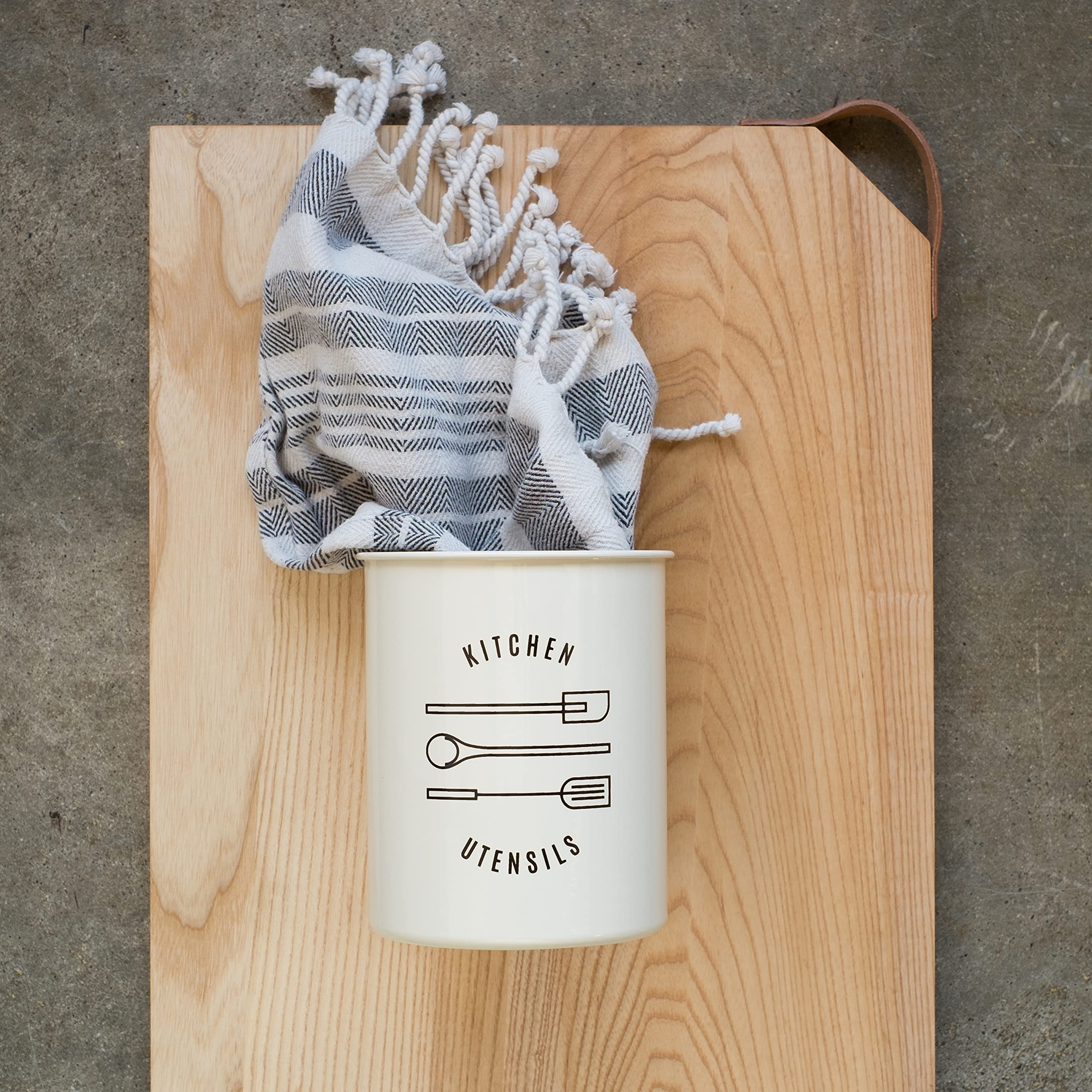 Now Designs Powder-Coated Steel Utensil Crock in Ivory - Stylish Countertop Storage for Kitchen Utensils, Spoons & Cooking Tools - Perfect for Farmhouse, Modern or Rustic Kitchens