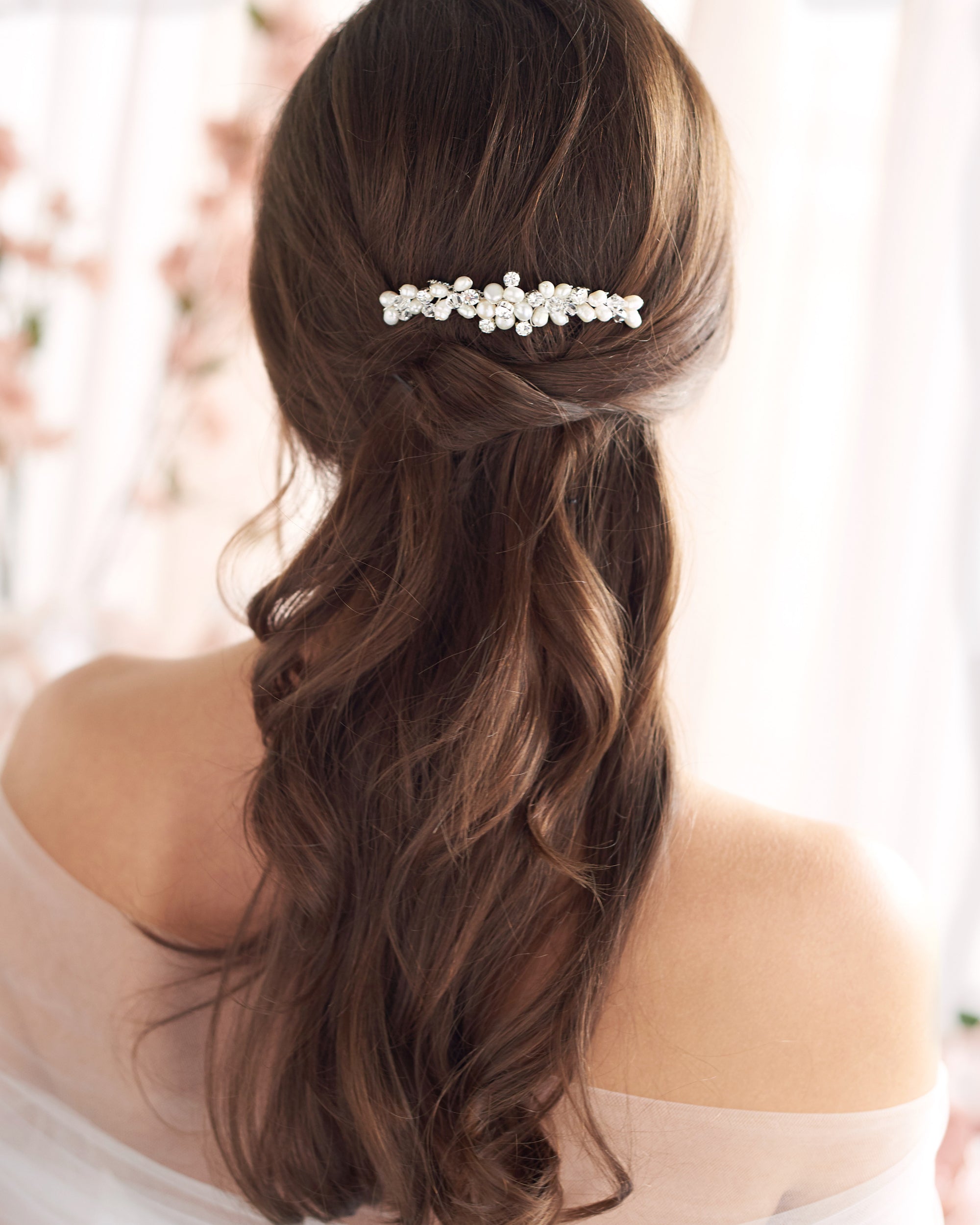 Abbey Freshwater Pearl Hair Comb - Elegant Bridal Wedding Accessory for Women, Perfect for Updos & Special Occasions