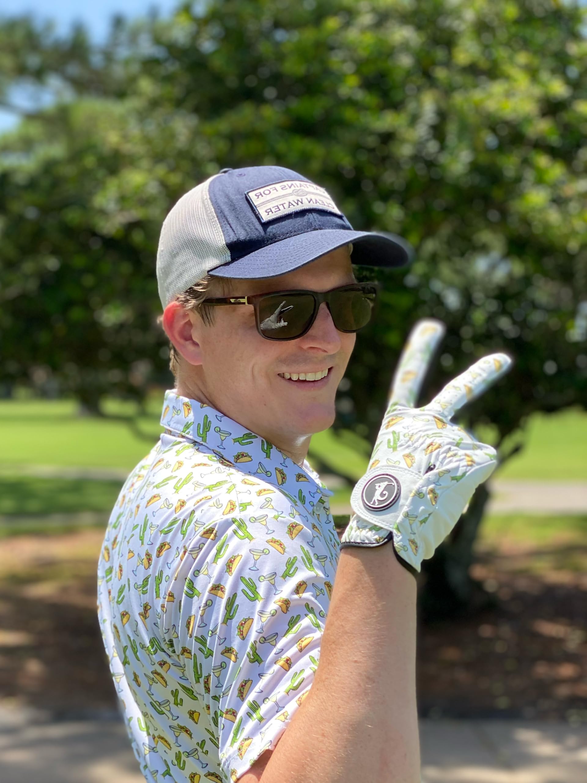 Chameleon Golf Gloves for Men - Right Handed Breathable Golf Gloves with Premium Grip - Perfect for Golfing, Driving Range Practice & Outdoor Sports Activities