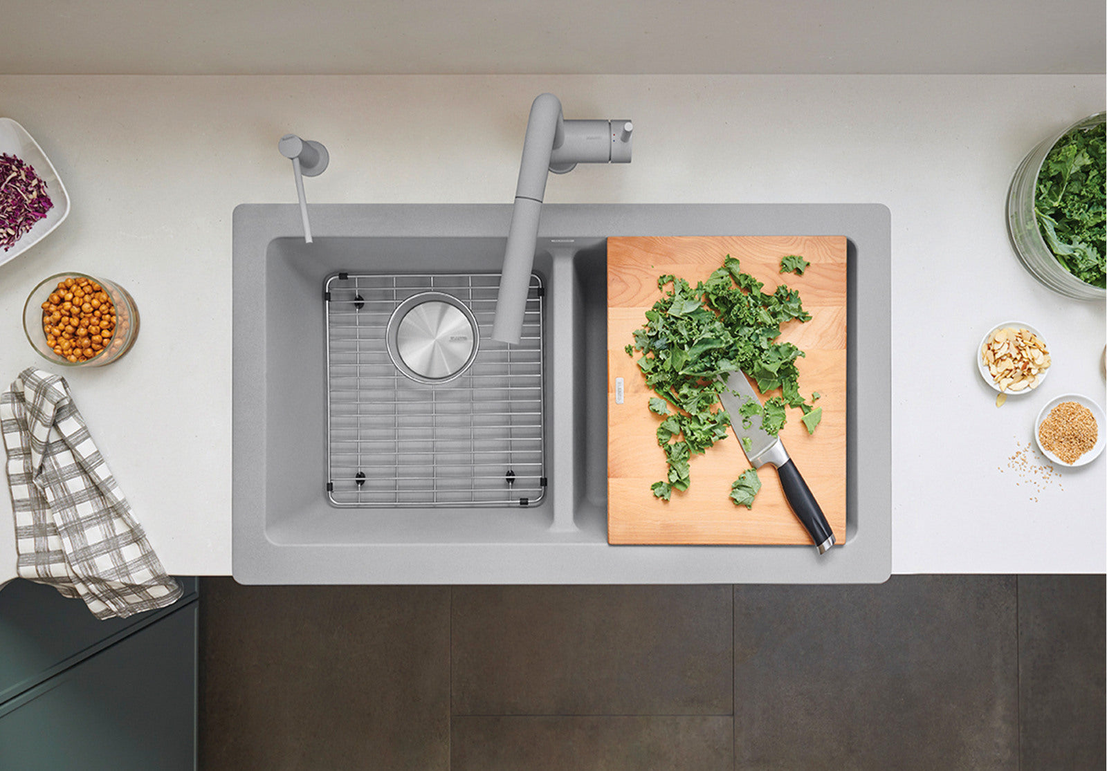 Blanco Vintera 33 Equal Double Bowl Apron Front SILGRANIT Kitchen Sink - Perfect for Farmhouse & Modern Kitchen Designs