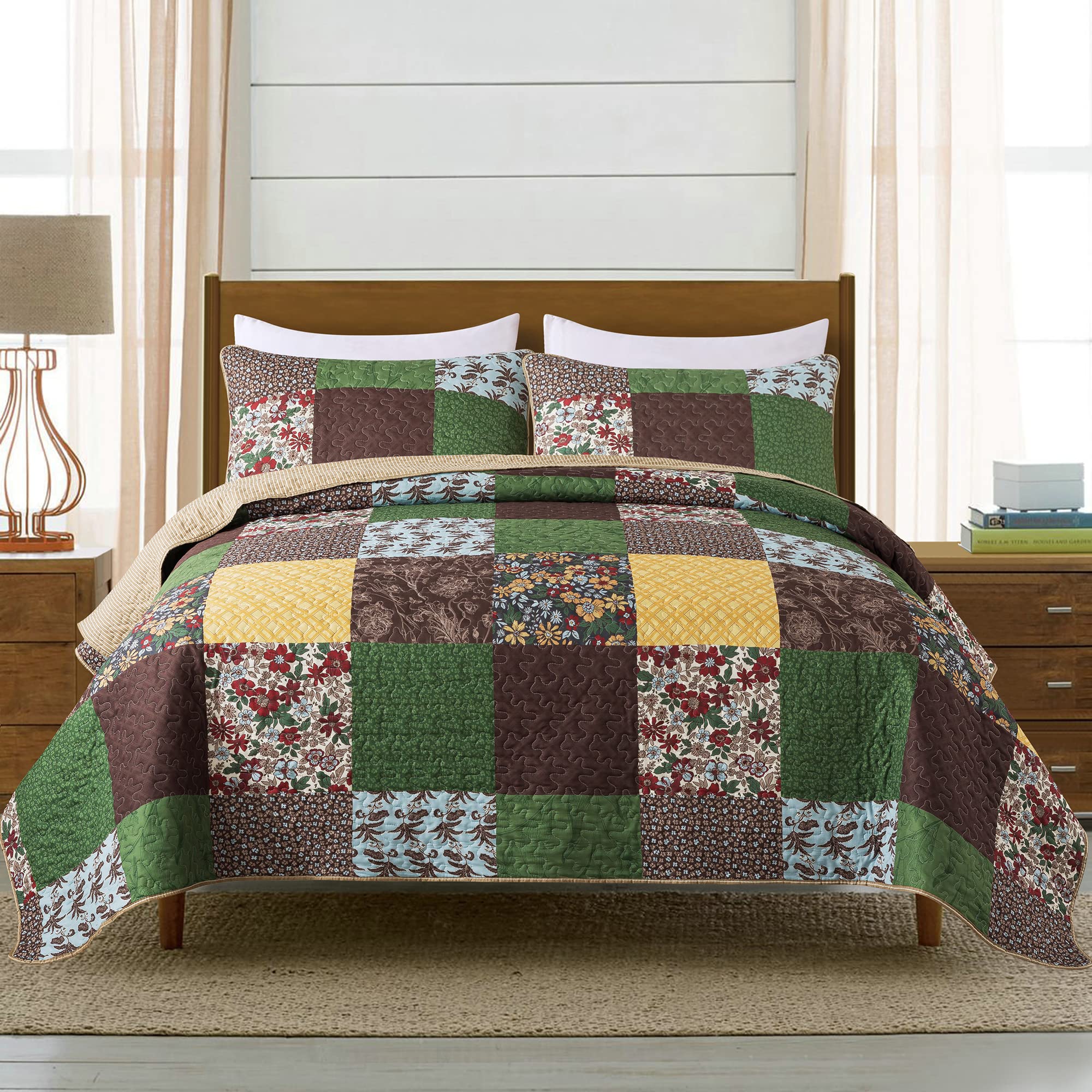 Breathable Lightweight Quilt Set King Size with 2 Shams - Summer & Fall Bedding for All-Season Comfort | Perfect for Guest Rooms, Master Bedrooms & Dorm Decor