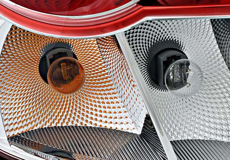 2008-2009 Saturn VUE Red Line Tail Lights Lamps Set - Driver & Passenger Side Replacement Parts - Enhance Visibility & Style for Night Driving