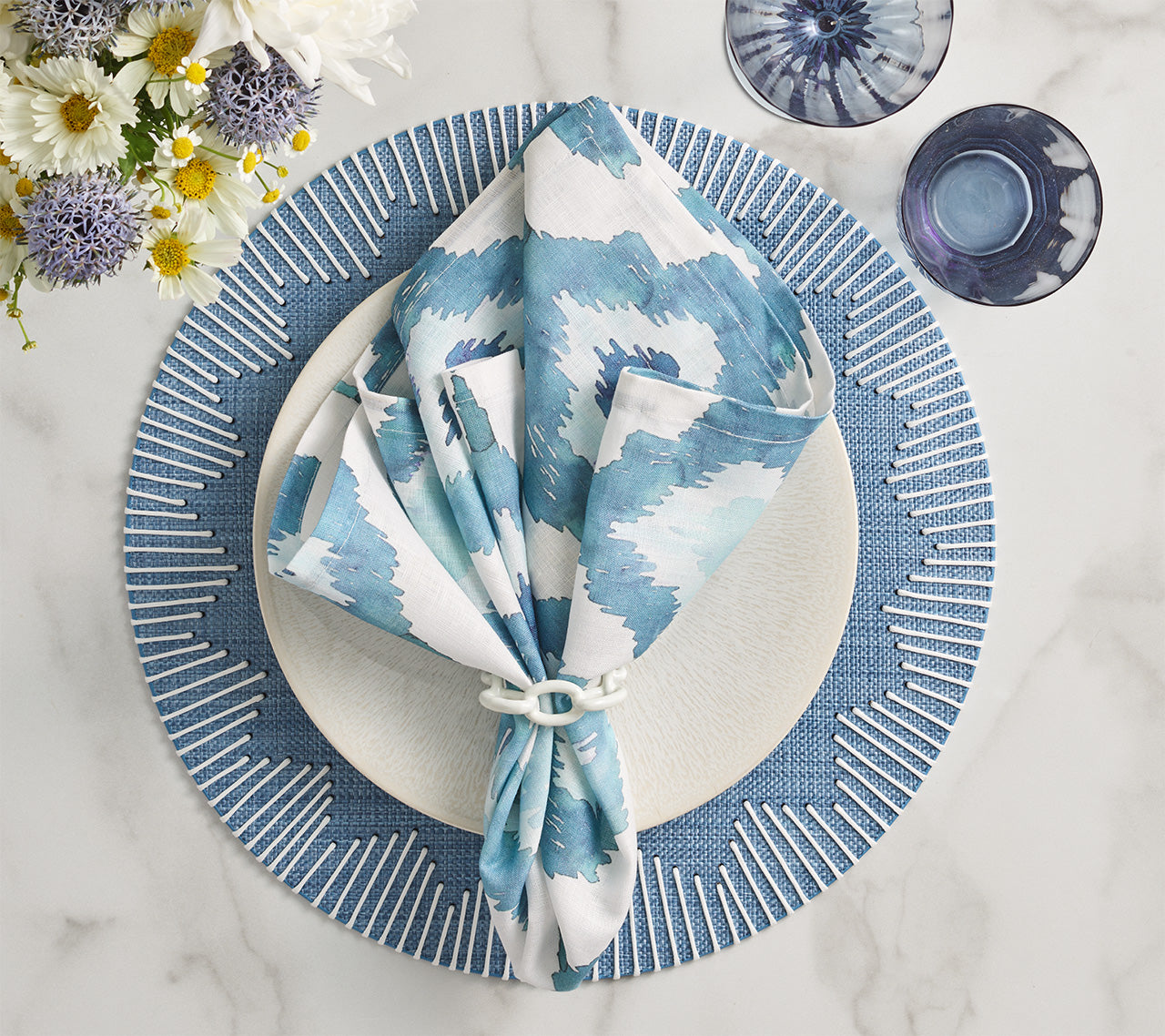 Blue & White Dream Weaver Placemats Set of 4 - Elegant Table Setting for Dining, Parties & Home Decor