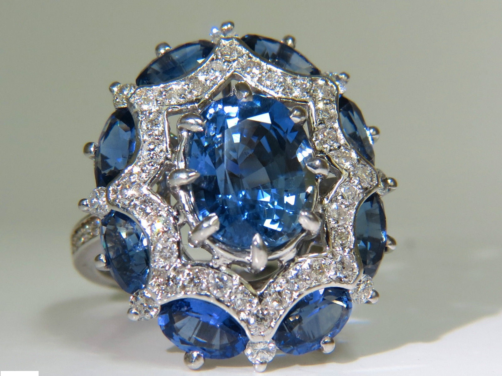 9.10CT GIA Certified Natural No Heat Sapphire & Diamond Cocktail Ring - Perfect for Weddings, Anniversaries & Special Occasions