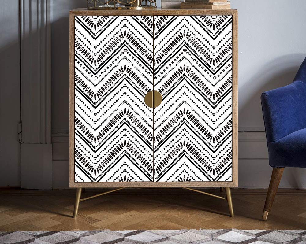 Self-Adhesive Black and White Geometric Vinyl Shelf Paper - Peel and Stick Wallpaper for Kitchen Cabinets, Dresser Drawers & Backsplash Walls (17.7x117 Inches) - Easy DIY Home Decor Upgrade for Modern Farmhouse or Scandinavian Style
