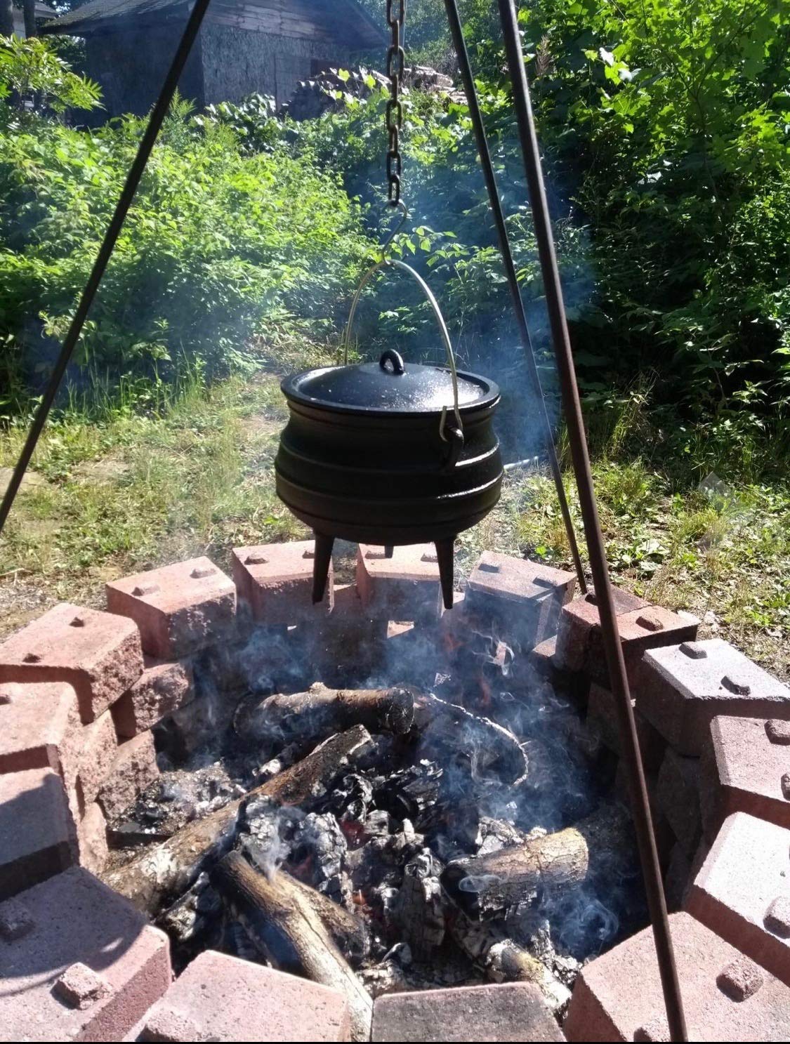 Cuisiland 8.5QT Pre-Seasoned Cast Iron Dutch Oven with Lid & Tripod Legs - South African Style Campfire Pot for Outdoor Cooking, Braising, Stews & Soups - Heavy Duty Cast Iron Cauldron Perfect for Camping, Backyard BBQs and Dutch Oven Cooking Competitions