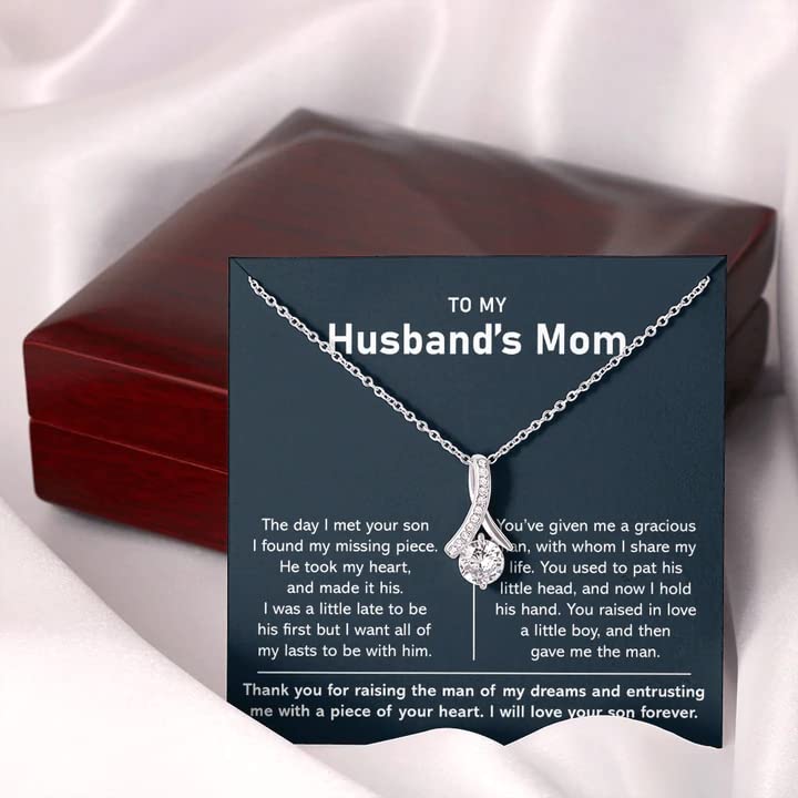 Beautiful Heart Necklace Gift for Boyfriend's Mom - Birthday, Christmas, Thanksgiving, Valentine's Day Present with Message Card & Gift Box - Perfect for Special Occasions & Showing Appreciation