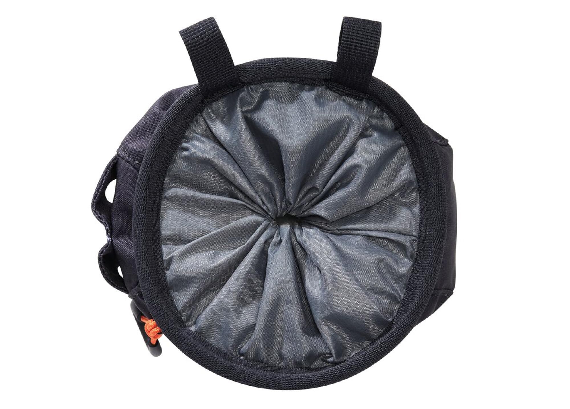 SAKAPOCHE Black Ergonomic Chalk Bag with Adjustable Belt & Zippered Pocket - Perfect for Rock Climbing, Bouldering & Gymnastics Training