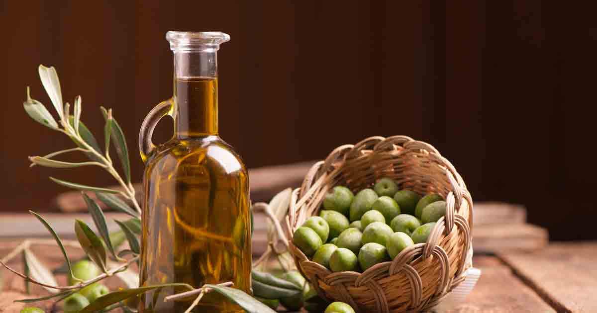 100% Pure Cold Pressed Extra Virgin Olive Oil for Hair & Skin Care - 100ml | Natural Moisturizer for Dry Scalp & Face | Virgin & Cold Pressed Oil for Men & Women | Perfect for Massage, DIY Beauty & Cooking