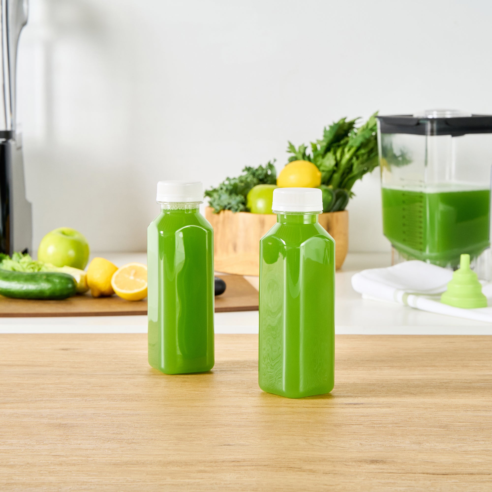 12 oz Square Clear Plastic Cold Pressed Juice Bottles with Safety Cap - 2 x 2 x 6.5 Inches - Pack of 100 - Perfect for Fresh Juices, Smoothies & Meal Prep Storage