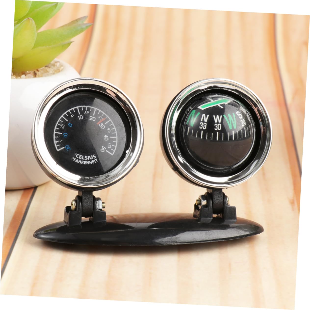Car Compass & Thermometer - 360° Rotating Dashboard Guide Ball with Direction Indicator, Auto Accessories for Navigation & Temperature Monitoring - Perfect for Road Trips, Camping & Off-Road Adventures