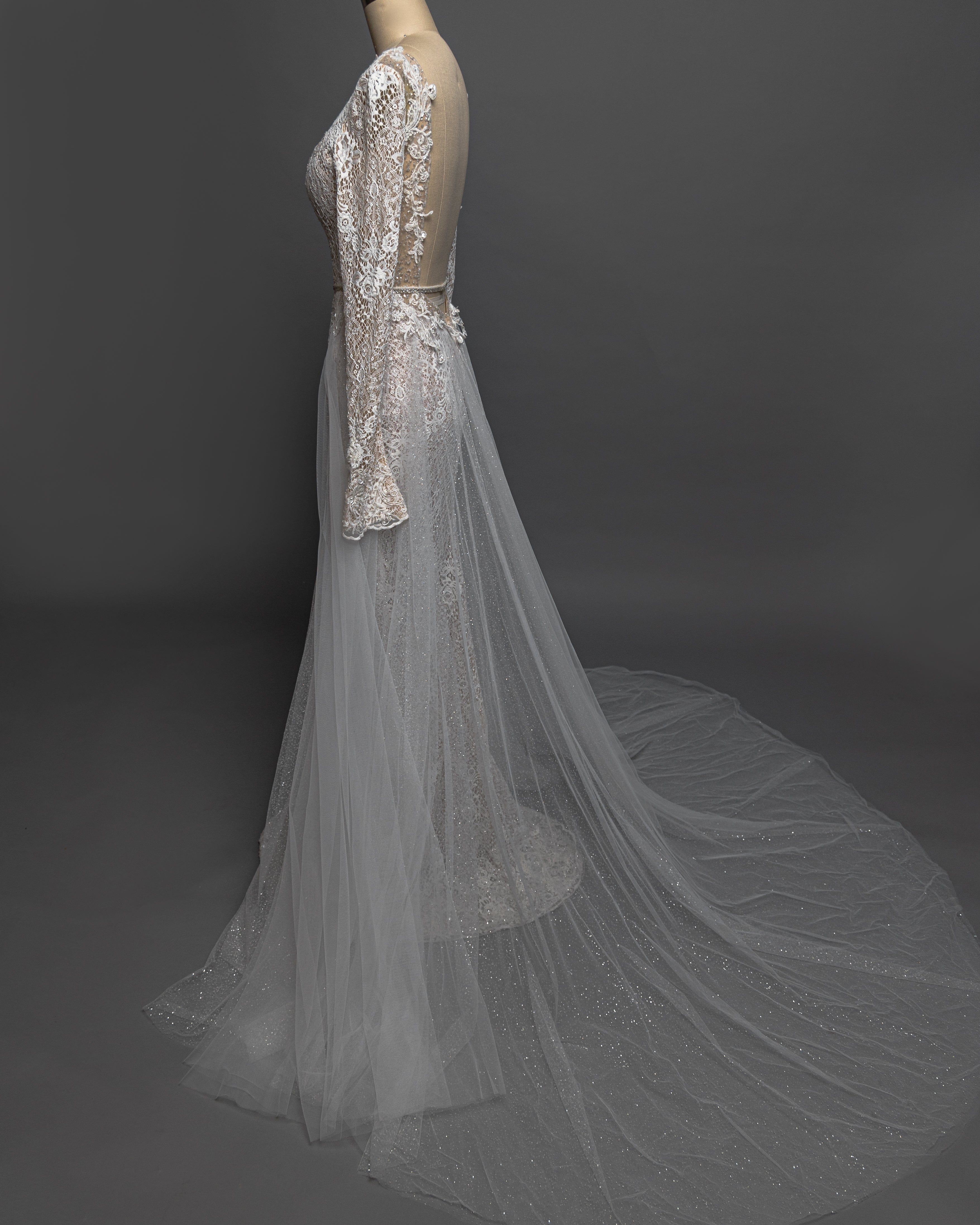 Berta 20 P101 Women's Dress Size 4 - Perfect for Weddings, Parties & Special Occasions