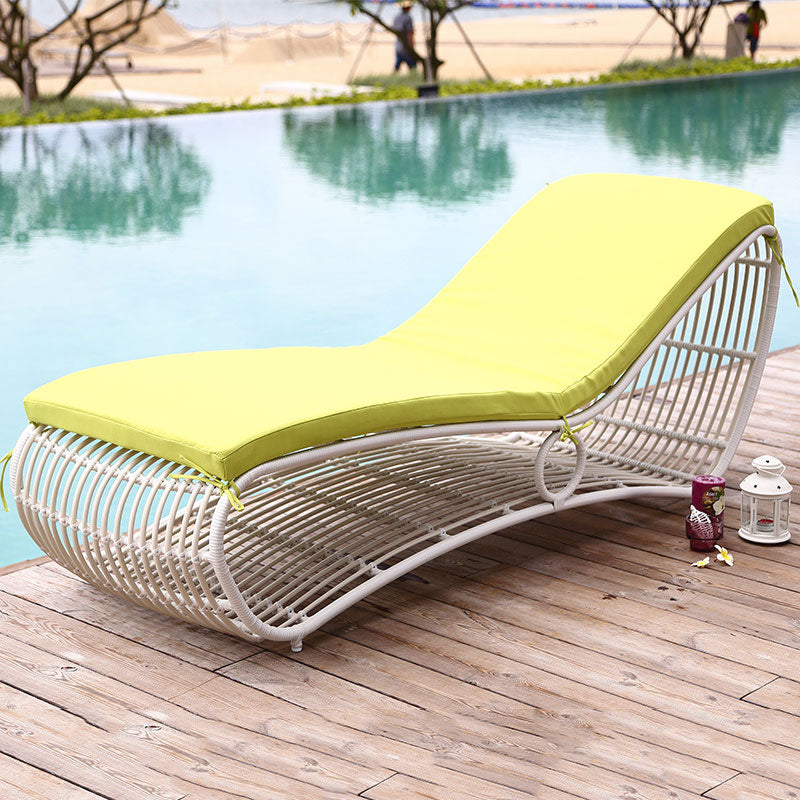 Premium Sun Lounger No.11 - Adjustable Outdoor Chaise Lounge with Cushion - Perfect for Poolside, Beach, Patio & Backyard Relaxation