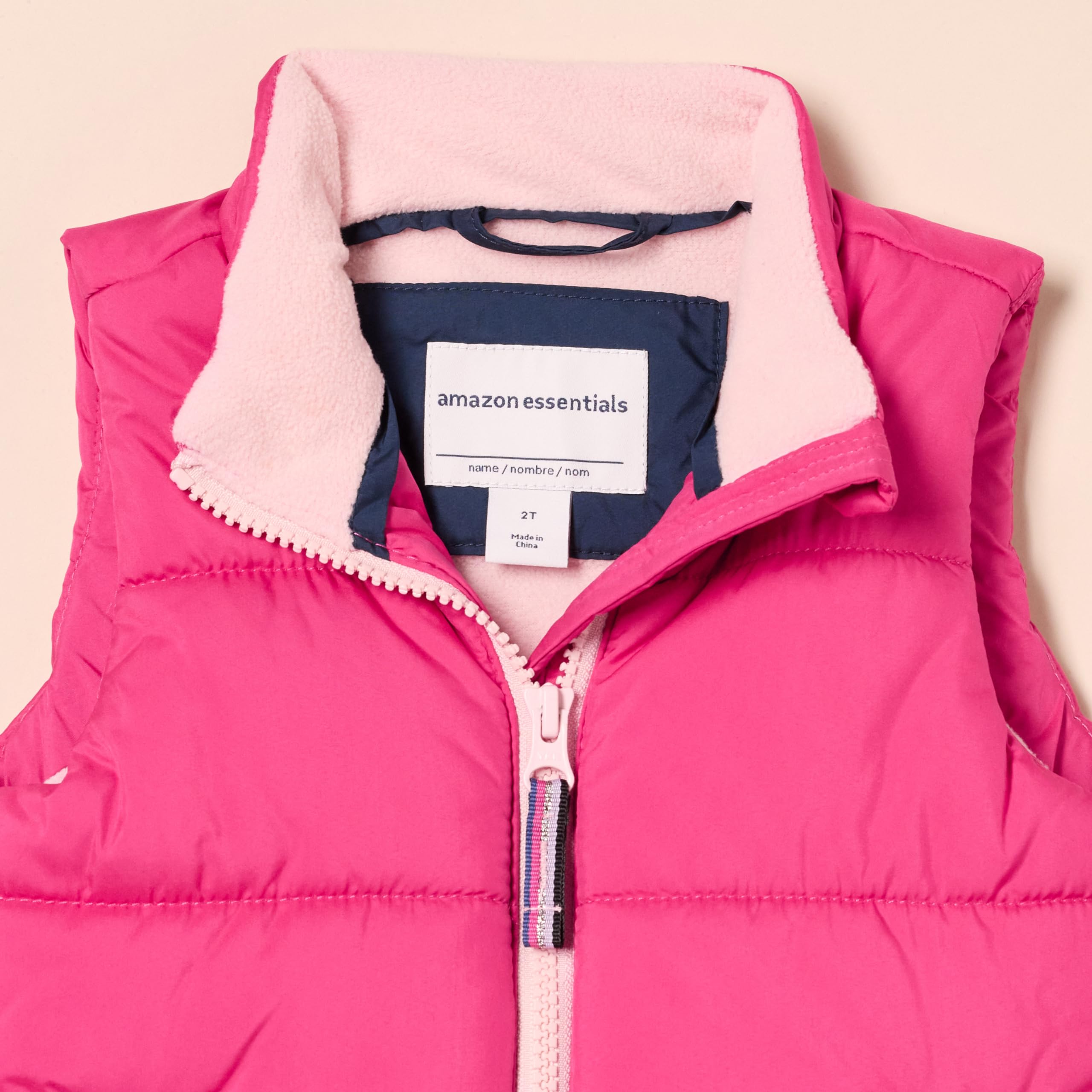 Amazon Essentials Girls & Toddlers' Heavyweight Puffer Vest - Warm Winter Outerwear for Kids - Perfect for School, Play & Outdoor Activities