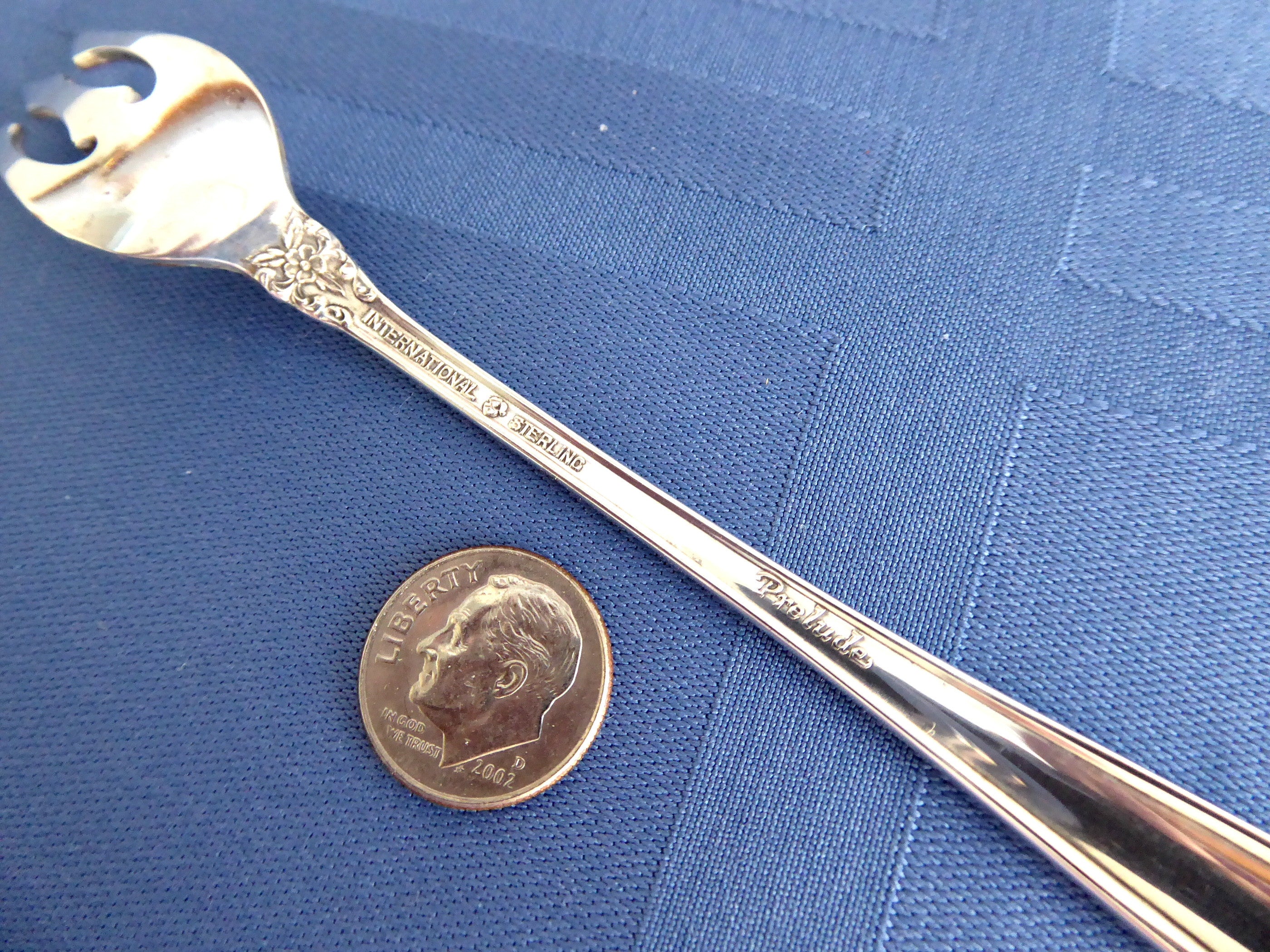 Vintage 1930s Sterling Silver Oyster Lobster Fork - Elegant Prelude Collection, No Monograms - Perfect for Seafood Dining, Antique Collecting & Special Occasions