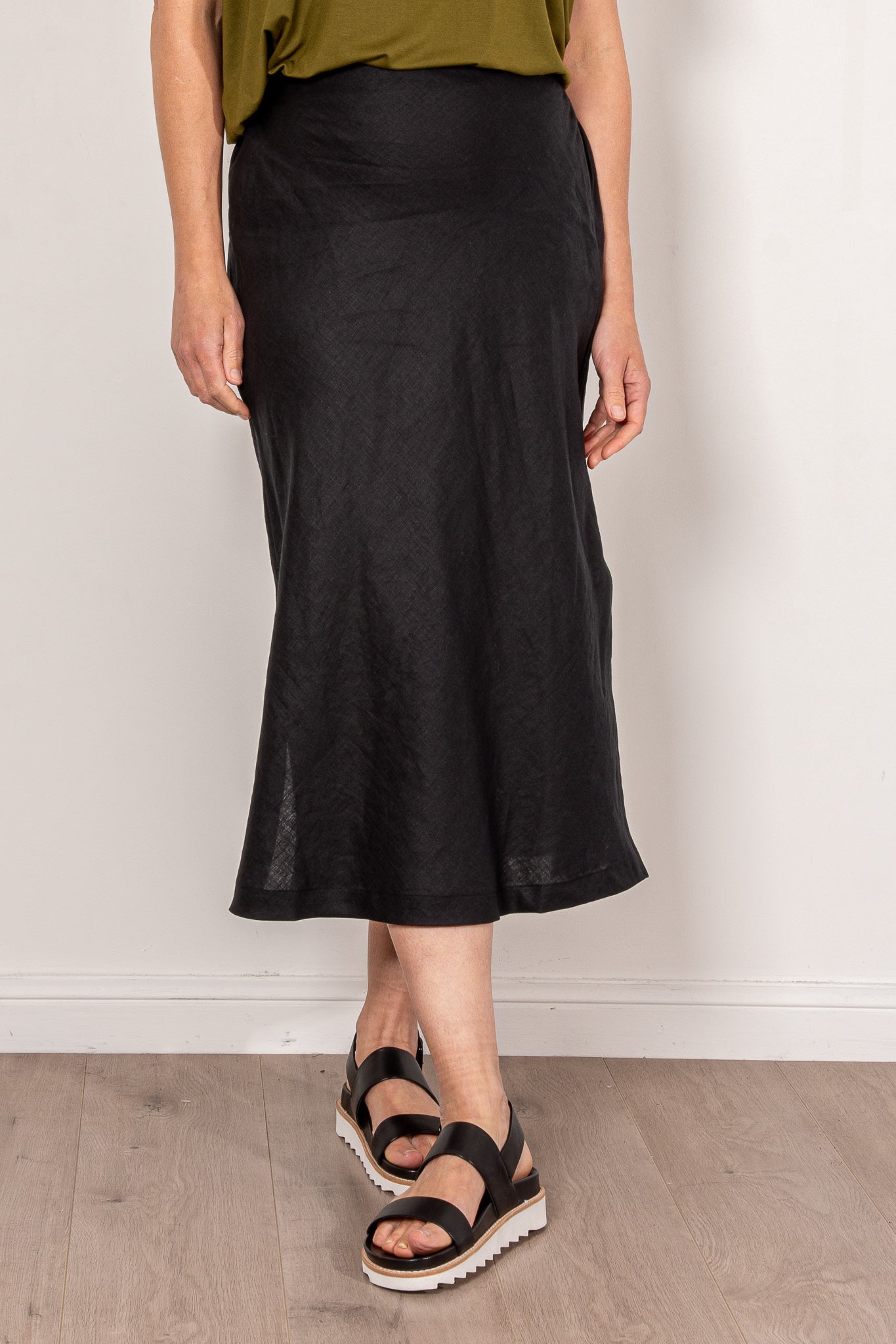 ELK Stilla Linen Skirt for Women - Summer Boho Maxi Skirt with Pockets - Perfect for Beach Vacation, Music Festivals & Casual Outings