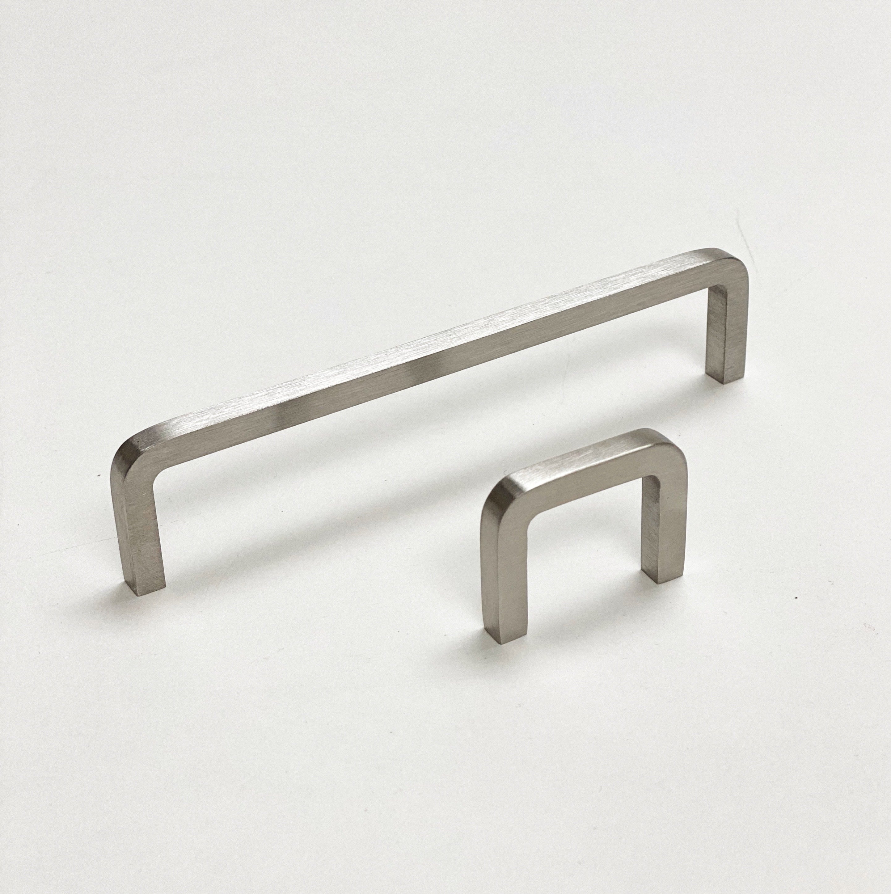 Brushed Nickel Cabinet Knobs and Drawer Pulls - Modern Hardware for Kitchen & Bathroom Cabinets - Perfect for Home Renovation and Furniture Upgrades