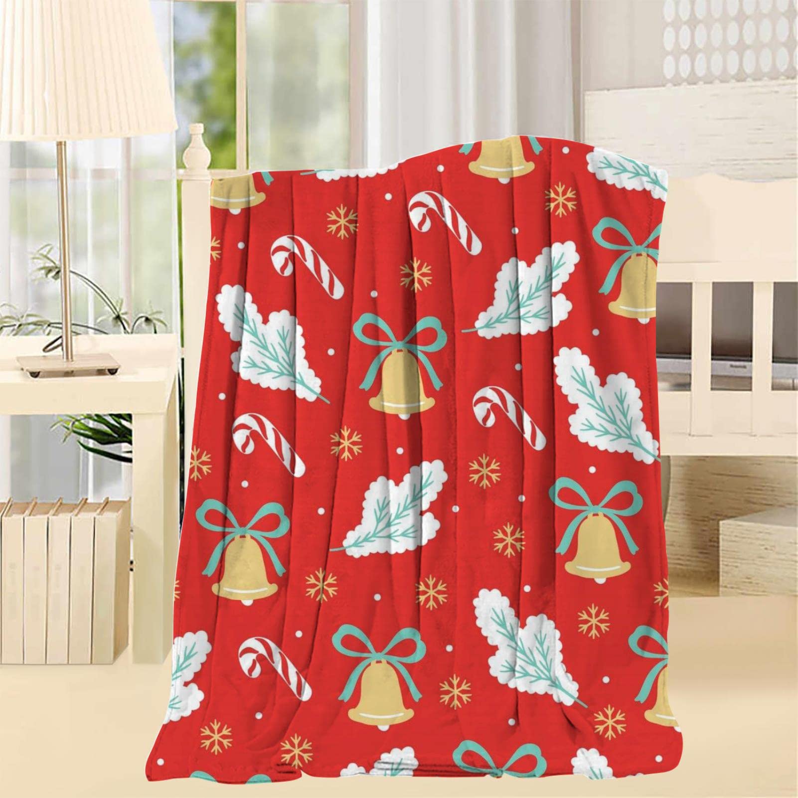 Rdoqe Christmas Throw Blanket - Ultra Soft Microfiber Blanket for Couch, Bed & Sofa - Lightweight & Warm 50x60 Inch Blanket - Perfect for Winter Snuggling, Holiday Decor & Cozy Home Comfort