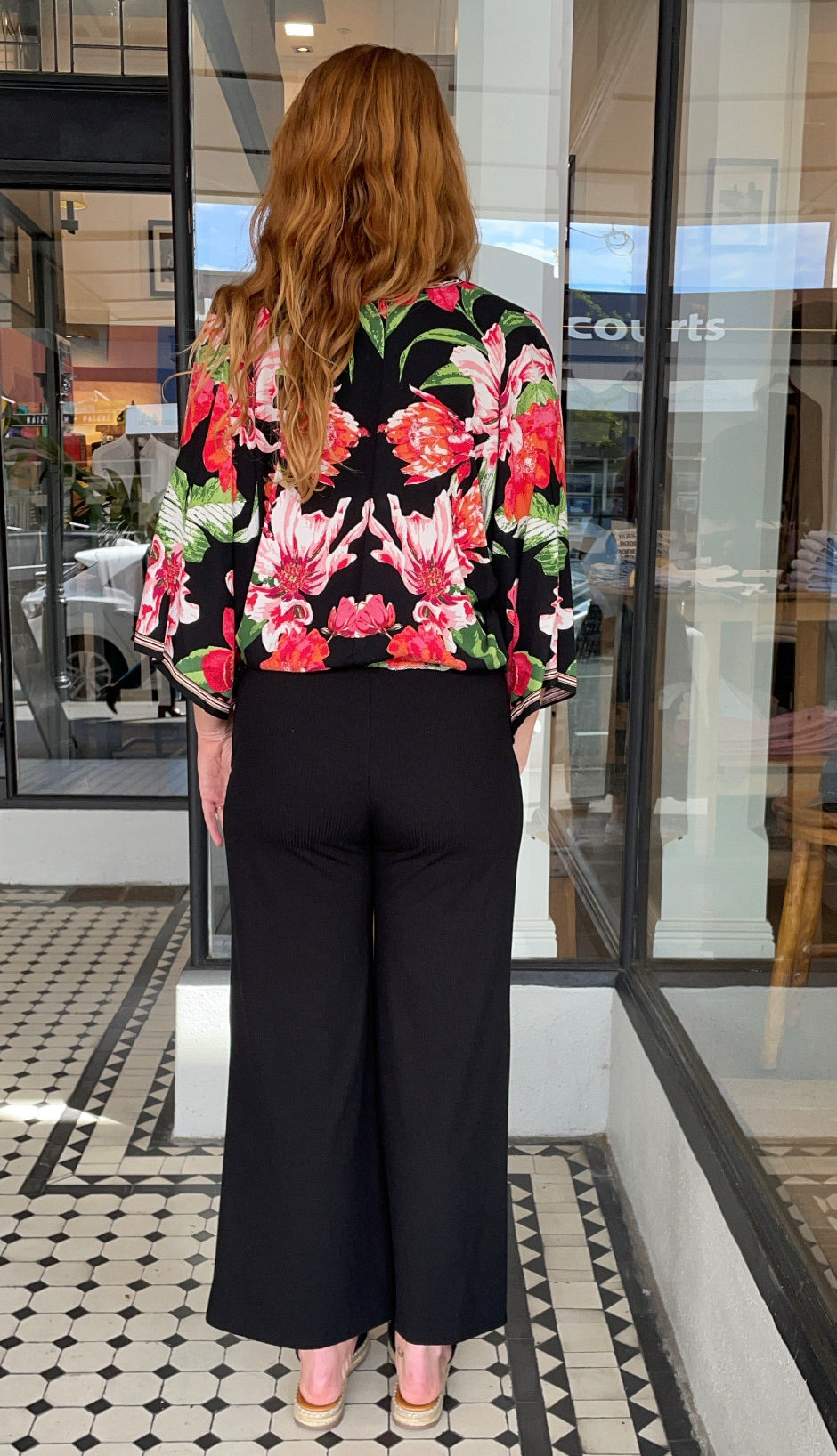 Floral Kimono Sleeve Cropped Top for Women - Boho Chic Summer Blouse for Beach, Vacation & Casual Outfits