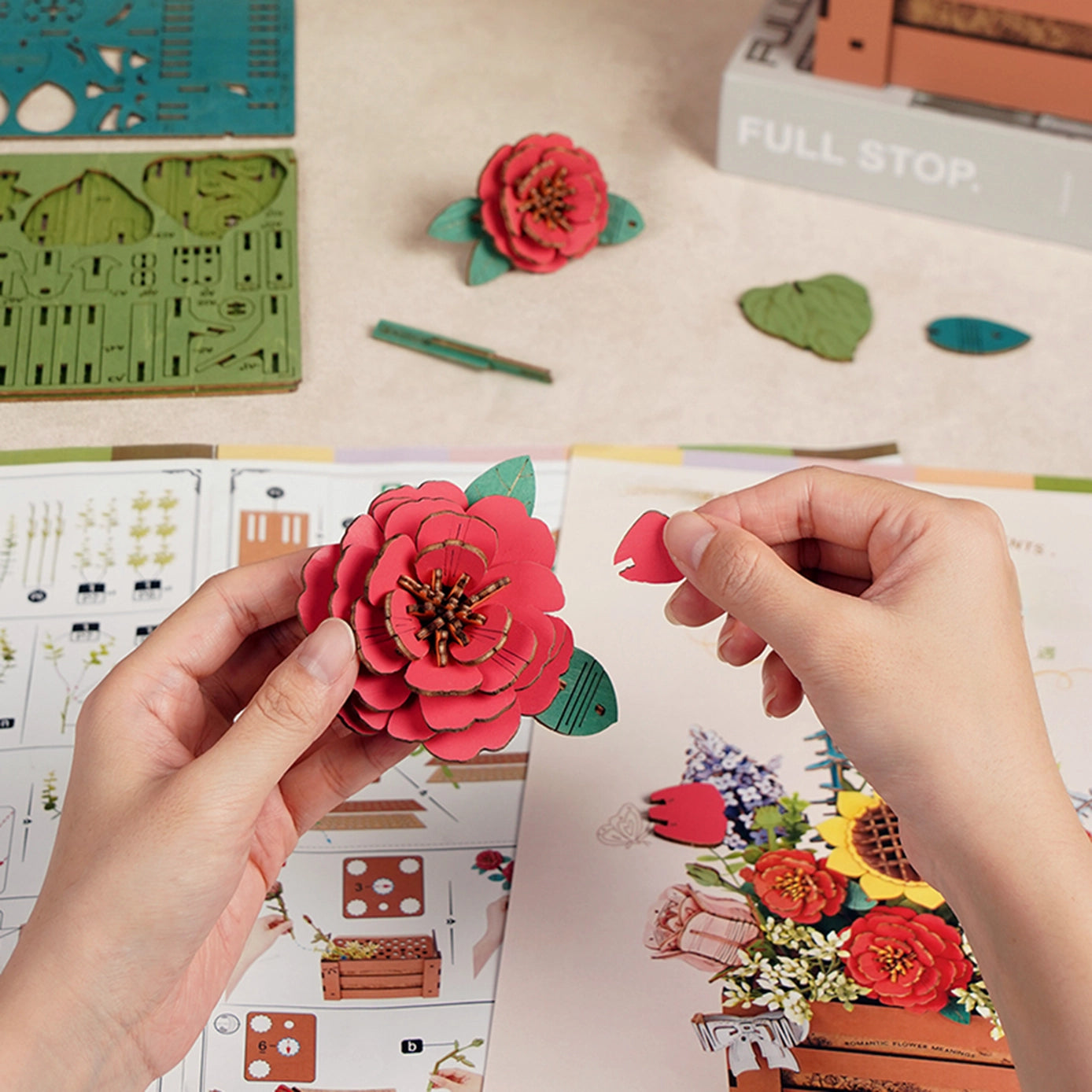 3D Flower Puzzle Wooden Bloom Box - DIY Wooden Puzzle Kit for Adults & Teens - Creative Home Decor & Gift Idea for Birthdays, Valentine's Day, Mother's Day