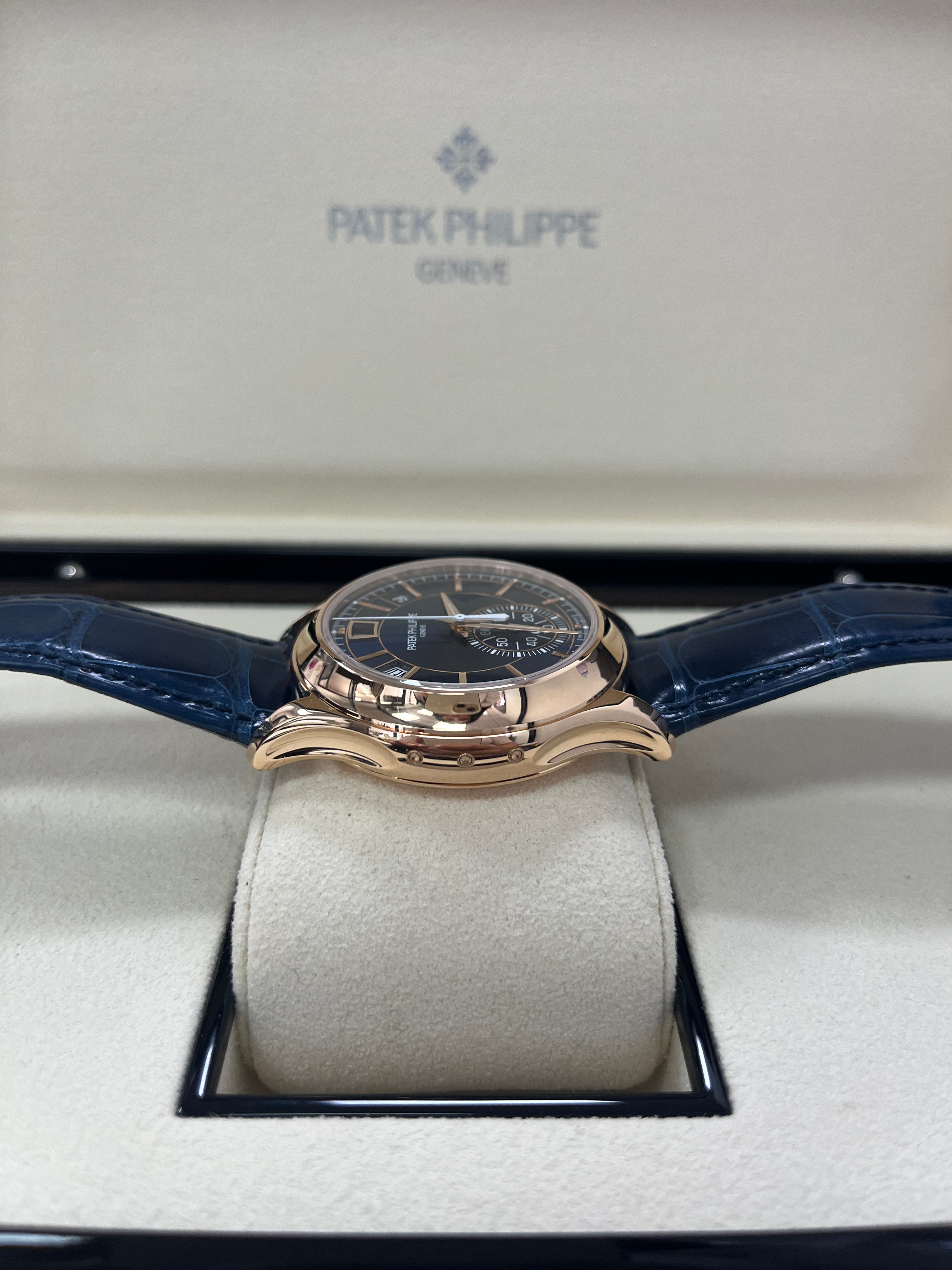 Patek Philippe Annual Calendar Chronograph 5905R-010 Men's Watch - Luxury Rose Gold Blue Dial Automatic Watch for Business & Formal Occasions