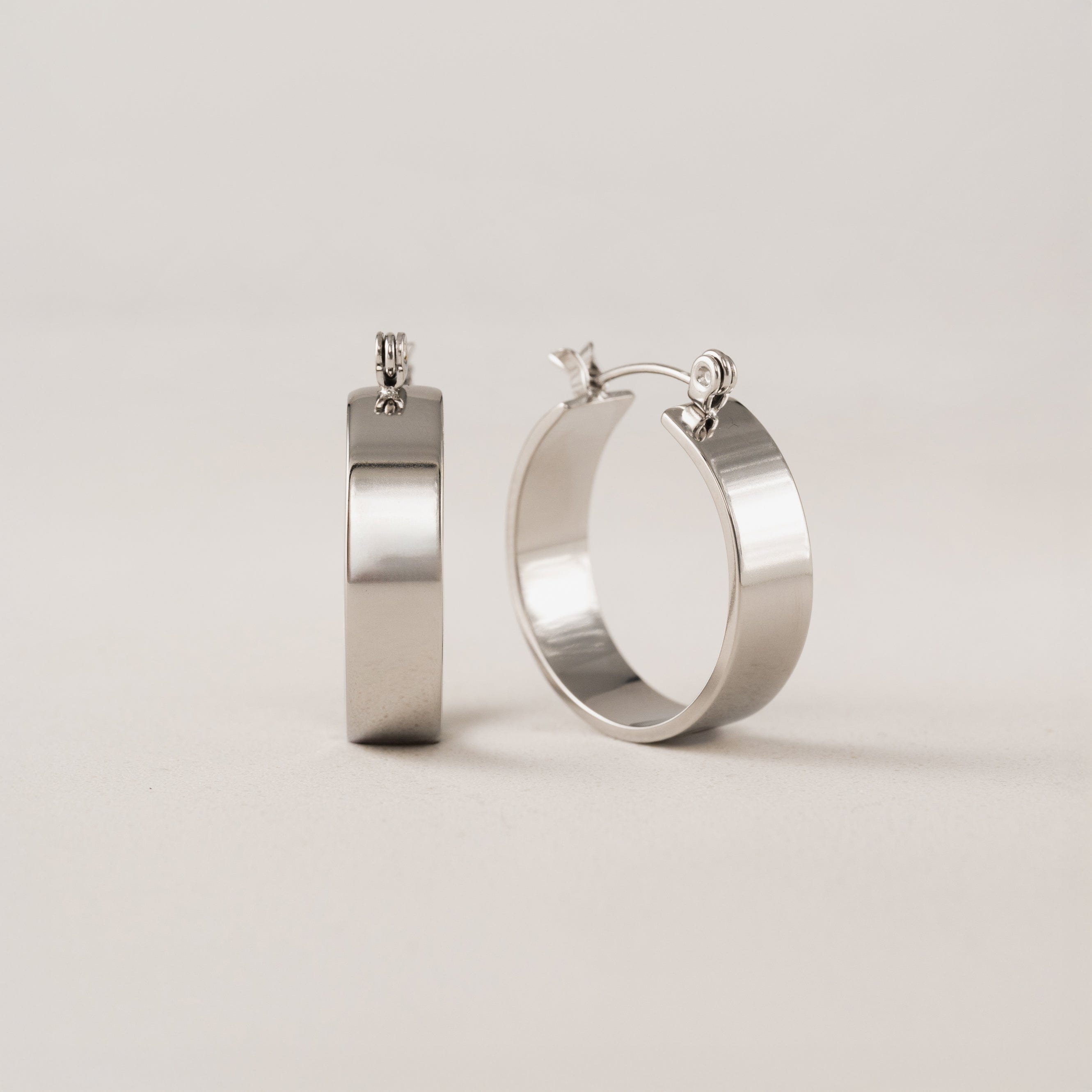 Khloe Hoop Earrings for Women - 14K Gold Plated Fashion Jewelry - Trendy Circle Earrings for Daily Wear & Special Occasions