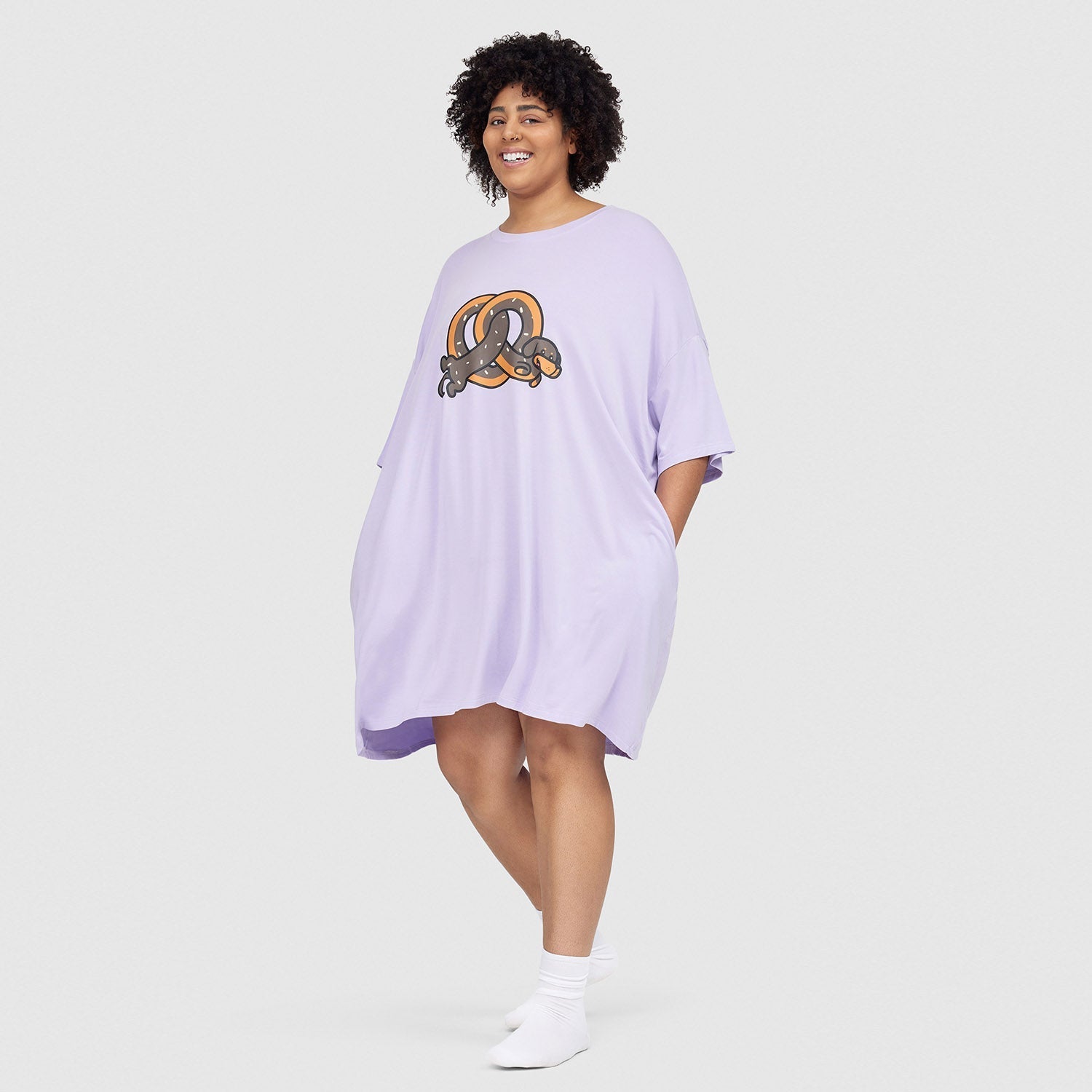 Cozy Dachshund Oodie Sleep Tee for Women & Men - Soft Fleece Loungewear for Relaxing at Home, Watching TV, or Sleeping