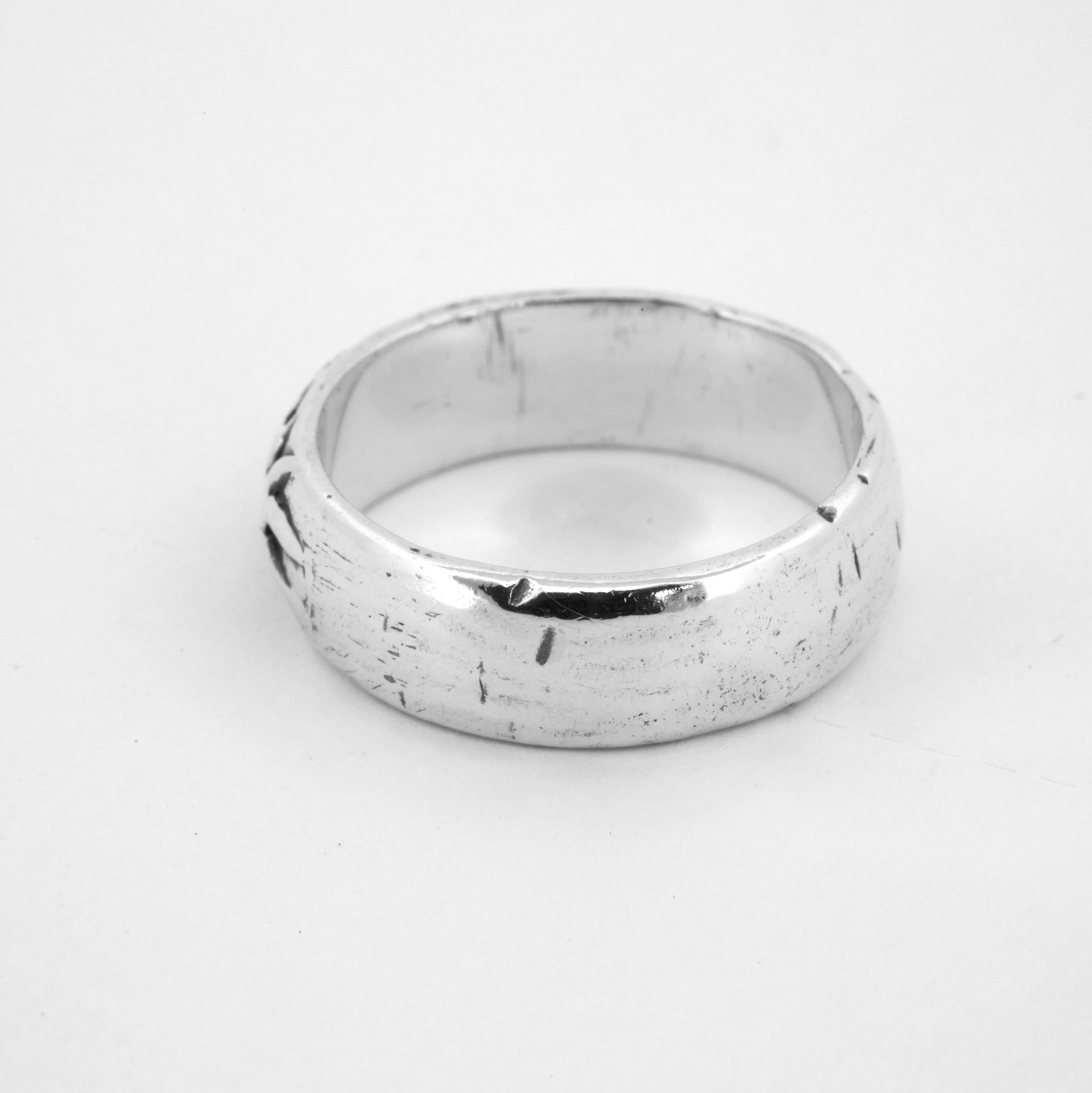 Gothic Ring for Women - Vintage Silver Gothic Jewelry with Dark Aesthetic - Perfect for Halloween, Gothic Fashion & Alternative Style Lovers