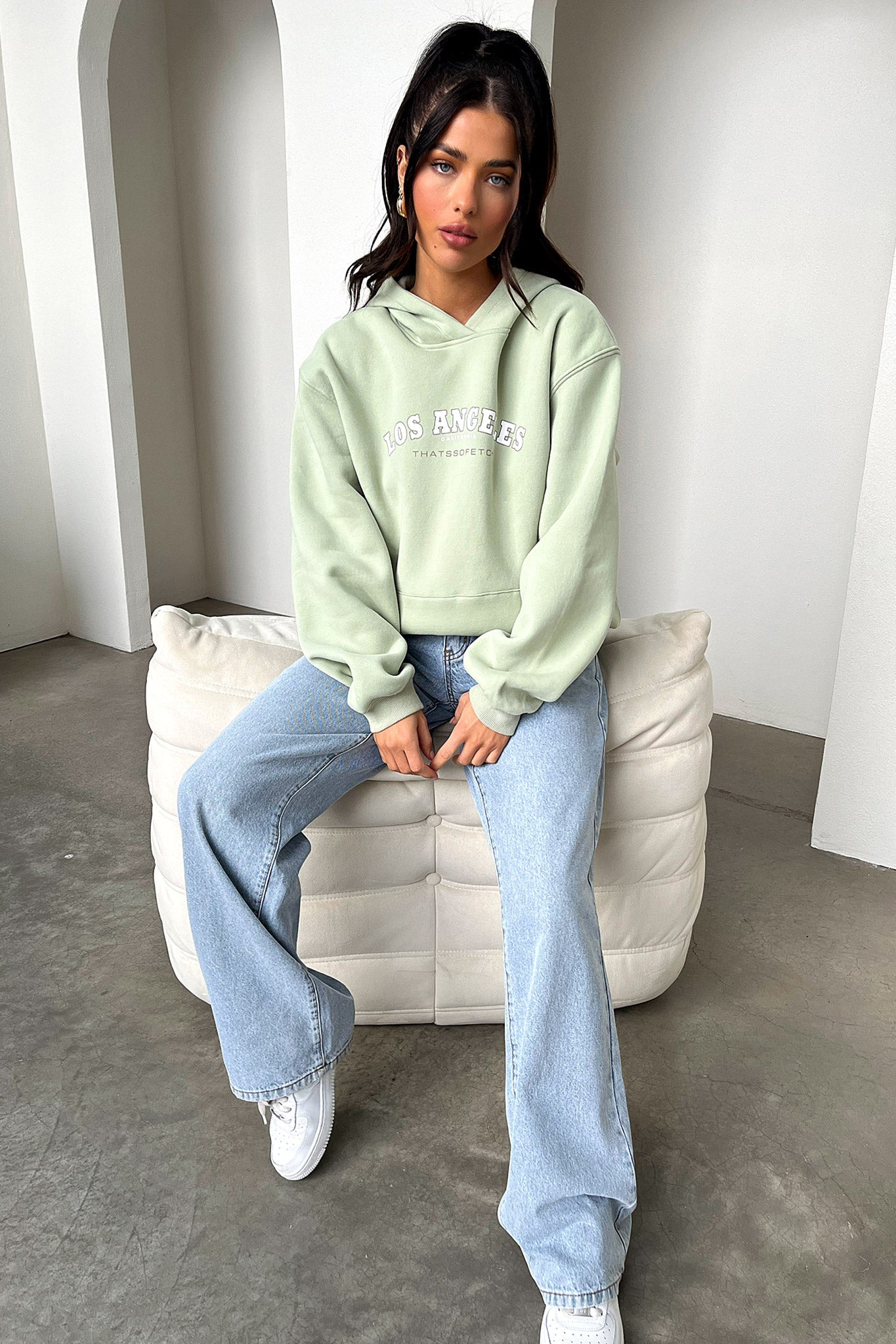 Los Angeles Hoodie for Men & Women - Soft & Comfortable Sage Green Pullover Sweatshirt - Perfect for Casual Wear, Street Style & Outdoor Activities