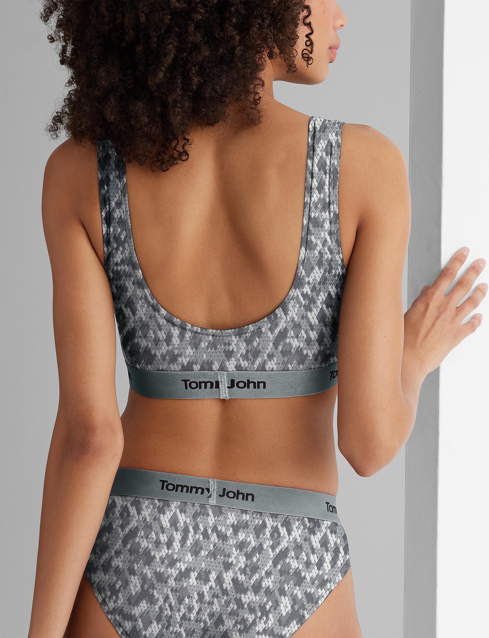 Second Skin Scoop Bralette - Seamless Comfort Bra for Women | Yoga, Lounge & Everyday Wear