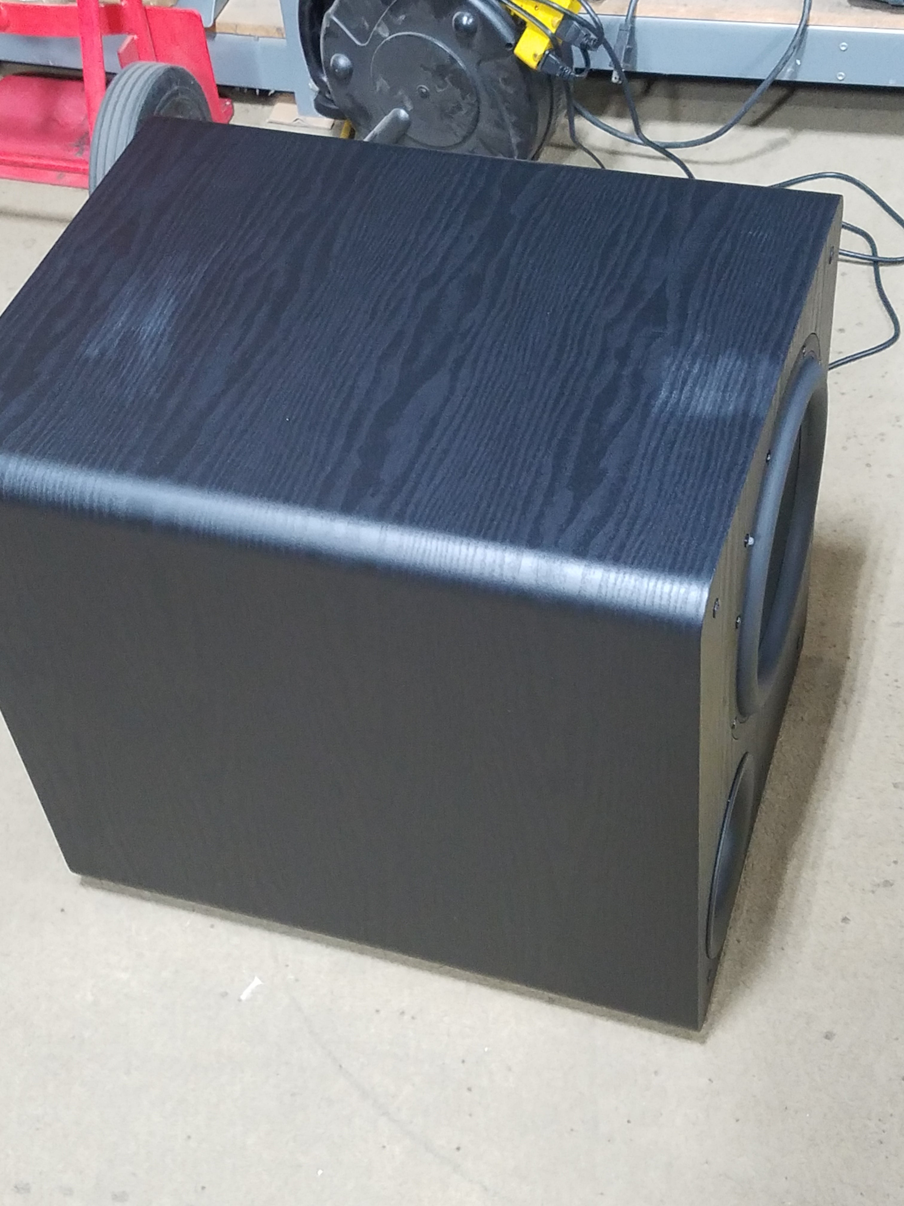 PB 2000 Power Outlet with 1380W Capacity - High Power Electrical Outlet for Home, Office, and Workshop Use