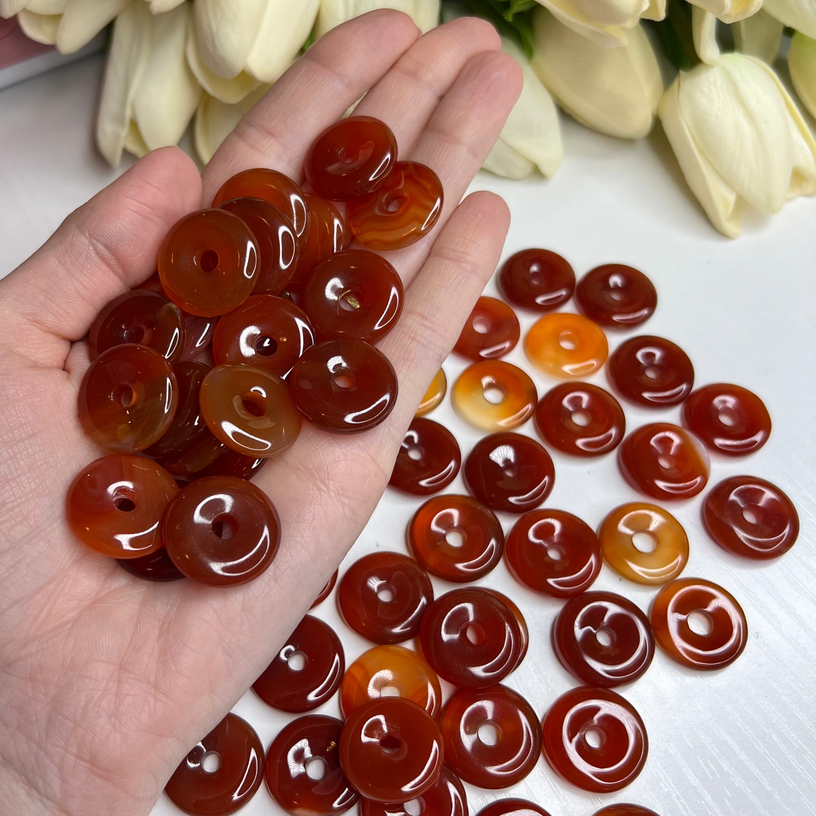 Natural Carnelian Donut Pendant Necklace - Healing Stone Jewelry for Women, Chakra Balancing & Energy Protection - Perfect for Meditation, Yoga & Spiritual Gifts