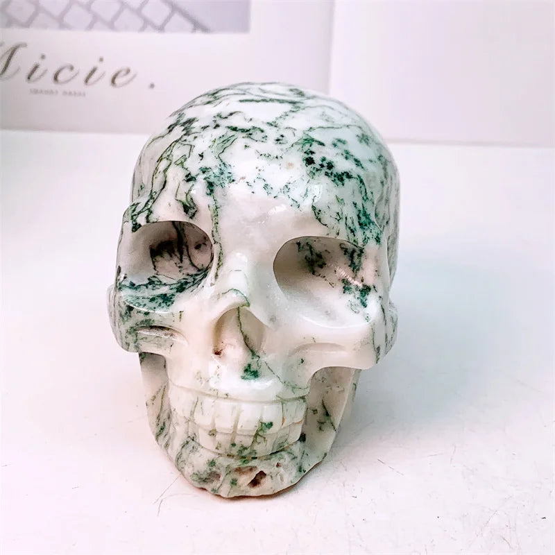Natural Moss Agate Skull Carvings - Mini Crystal Stone Statue Figurine for Halloween Decor, Witchcraft Altar, Gothic Home Decor, Unique Spiritual Gift (661g, 1 Piece) | Perfect for Meditation Spaces, Wiccan Rituals & Dark Aesthetic Room Decor